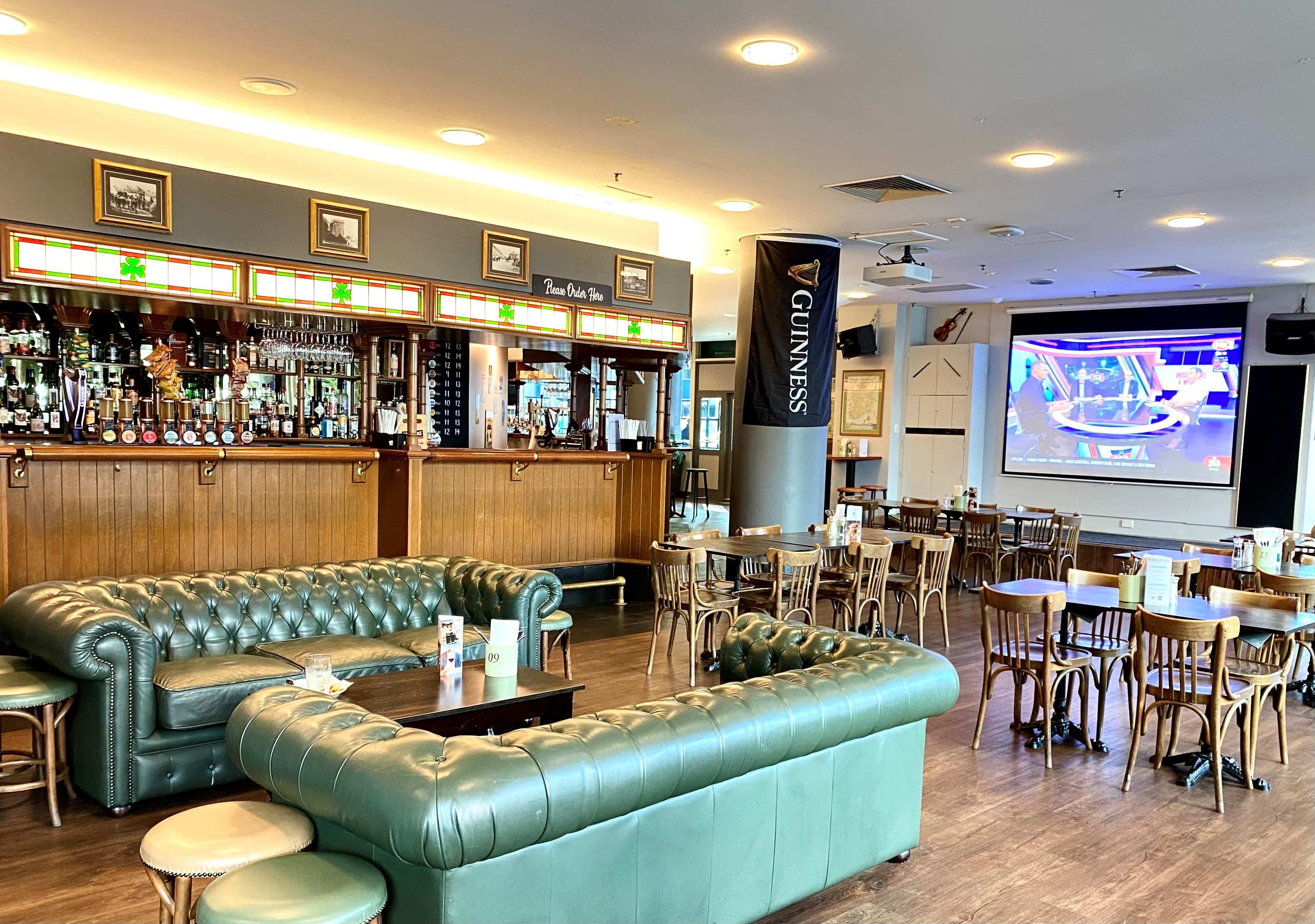 Fenians Irish Pub