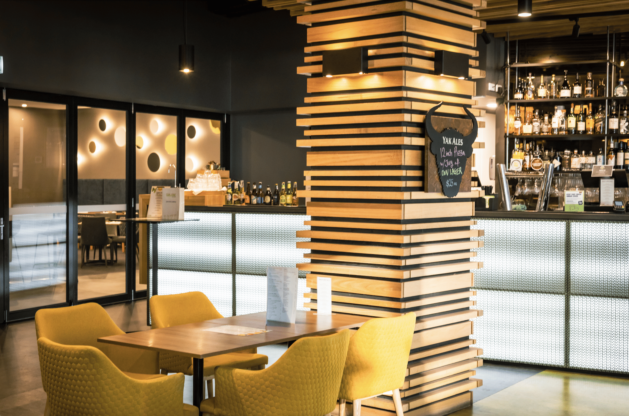 Oak & Vine Restaurant  3