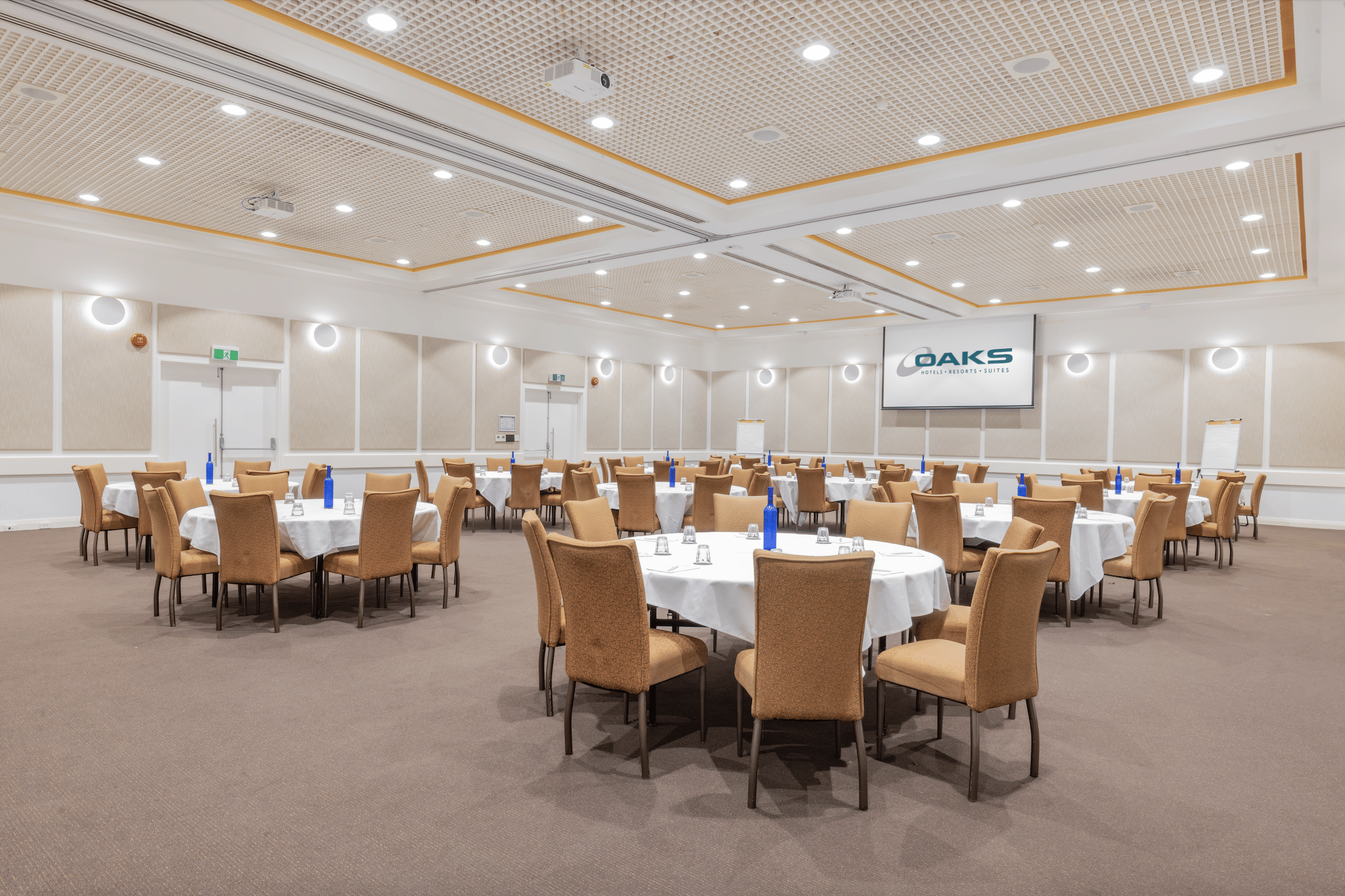 Manhattan Ballroom 0