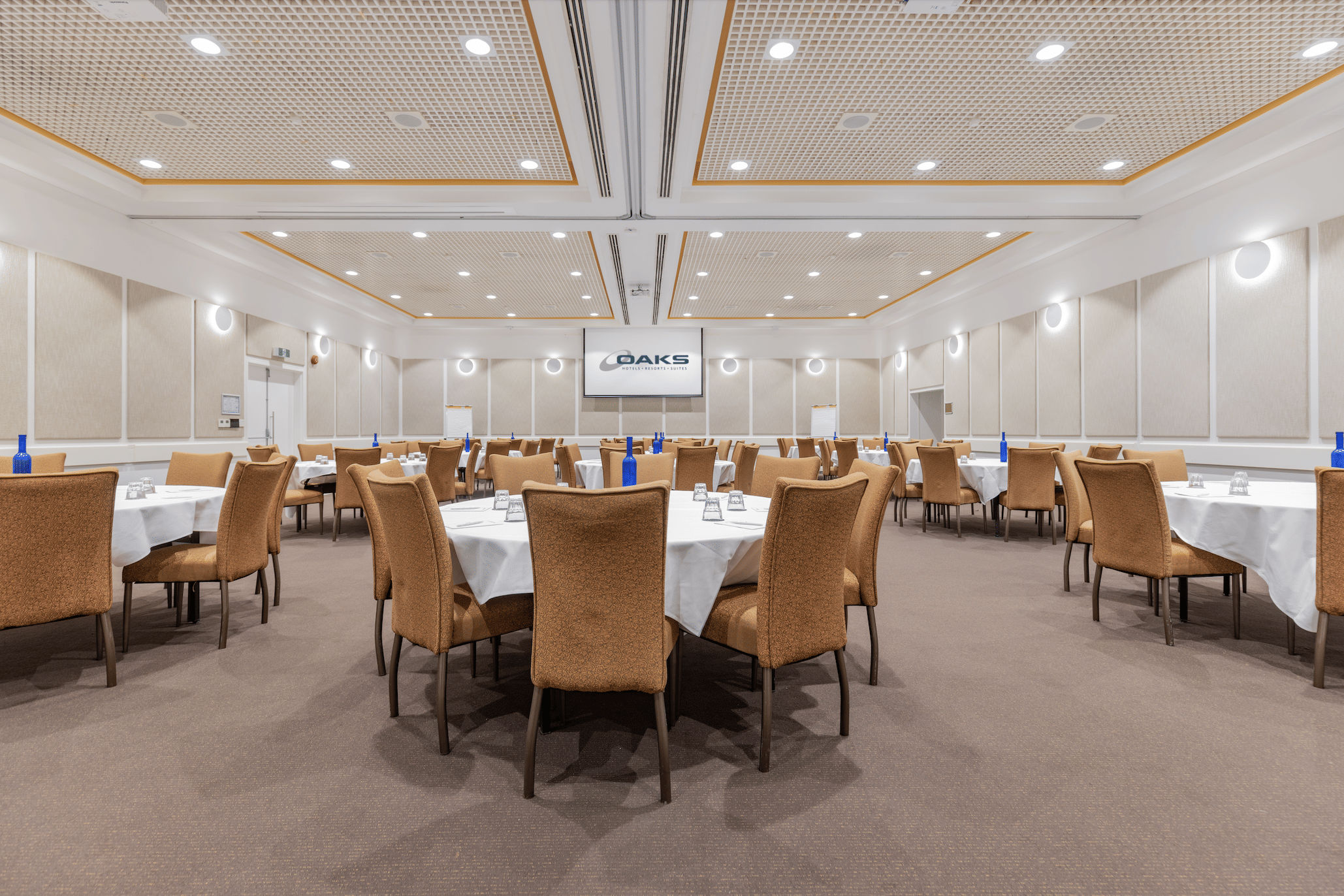 Manhattan Ballroom 1