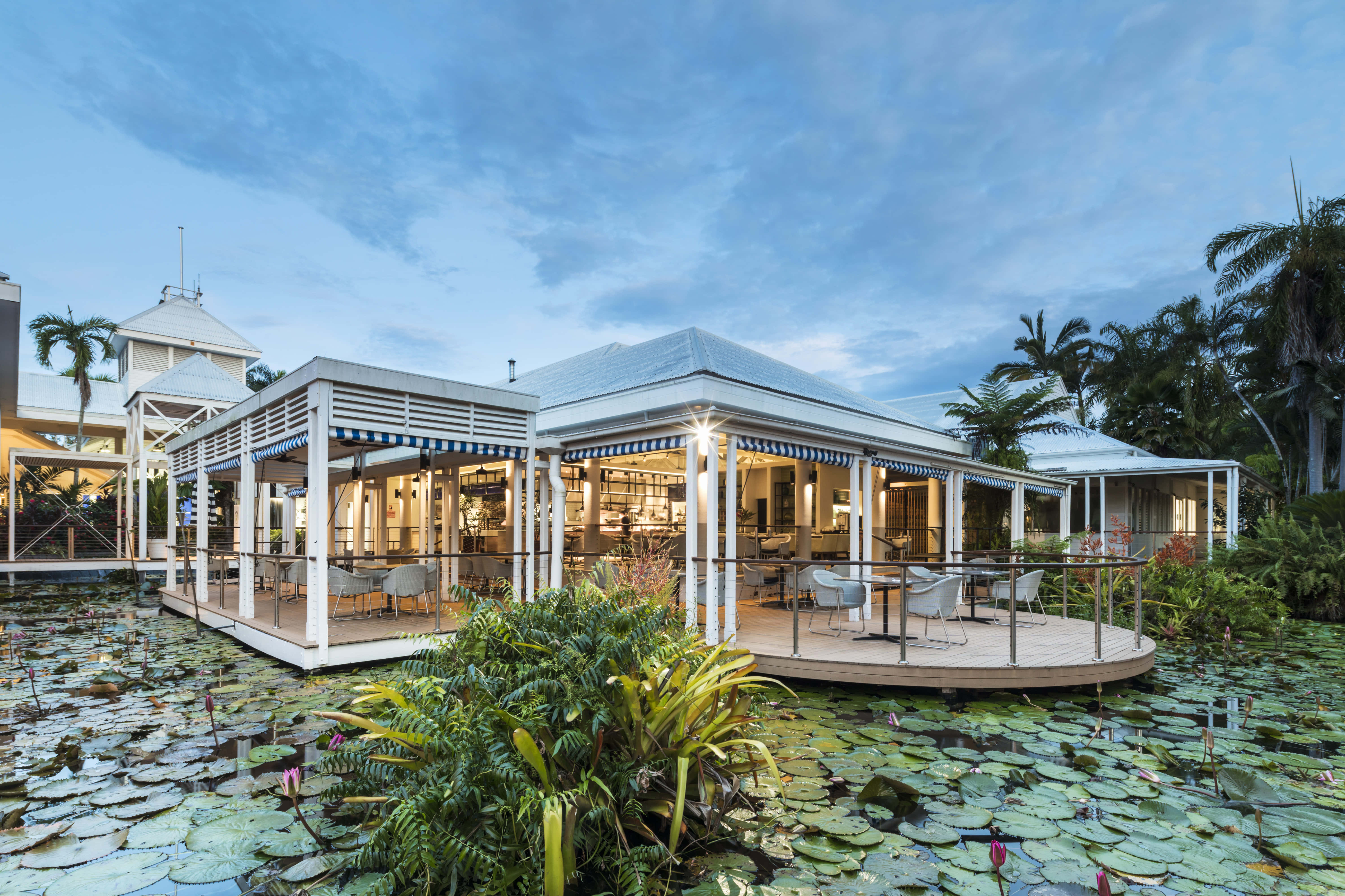 Oak & Vine Restaurant 5