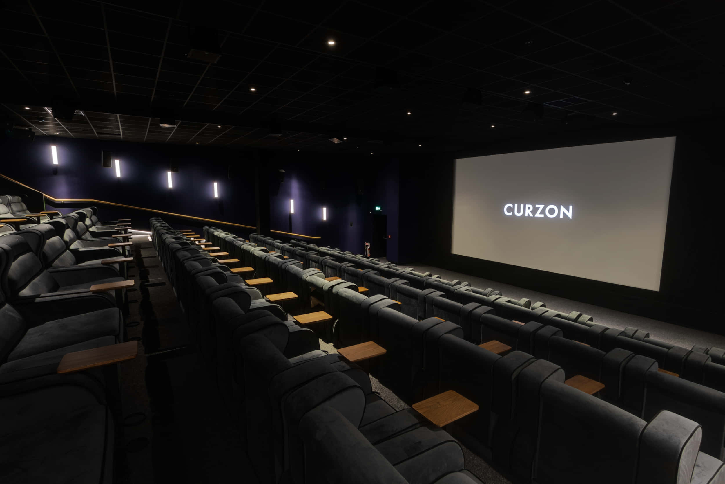 Curzon Kingston - Cinema Screen Coliseum 0