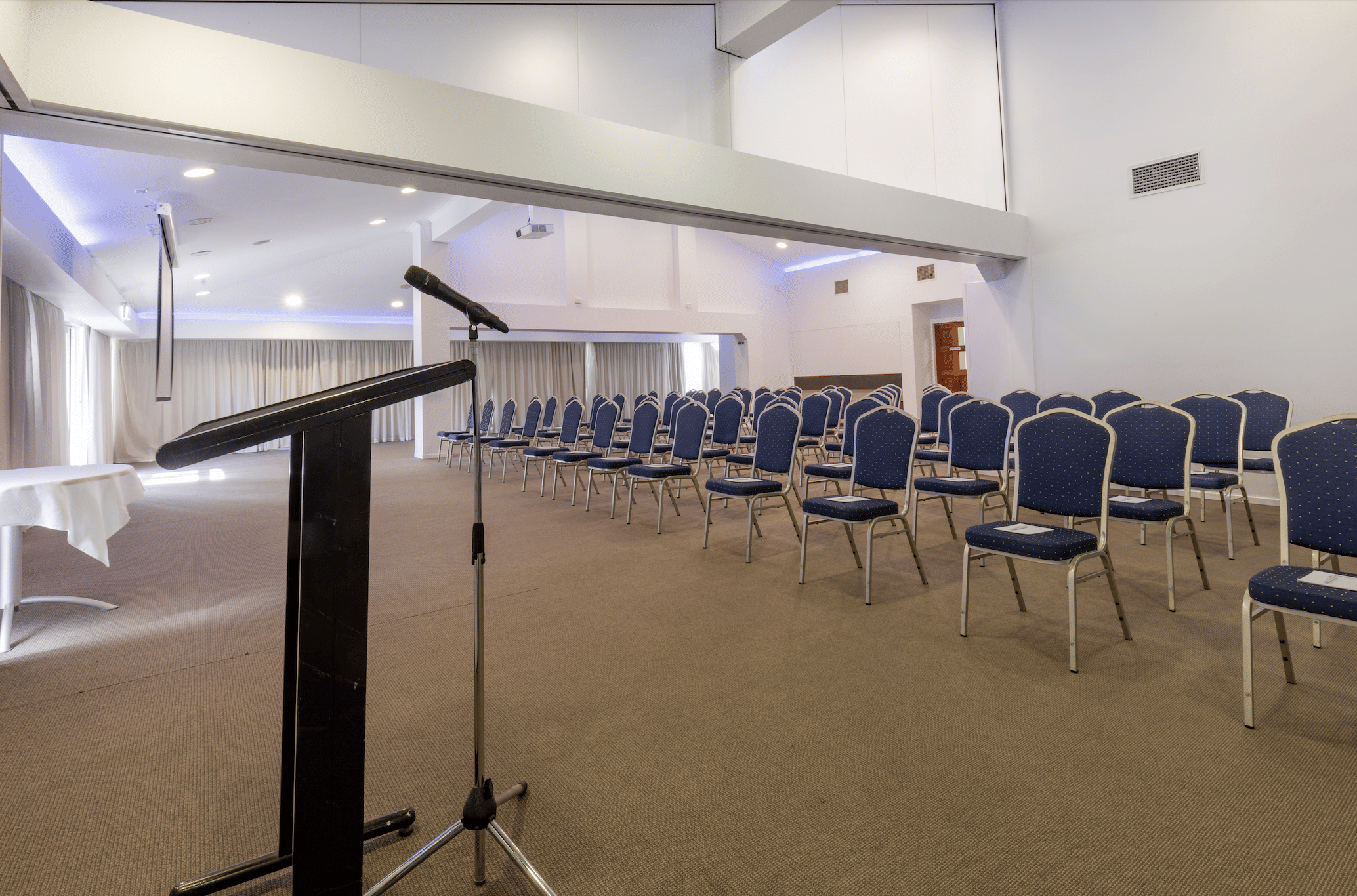  The Verandah & State Room 1