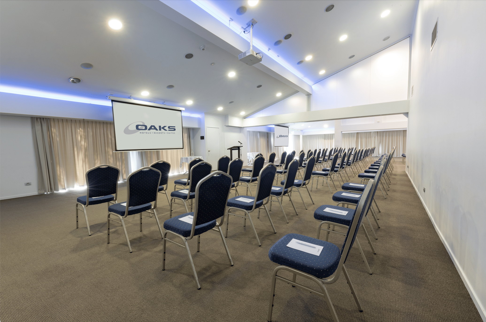  The Verandah & State Room 2