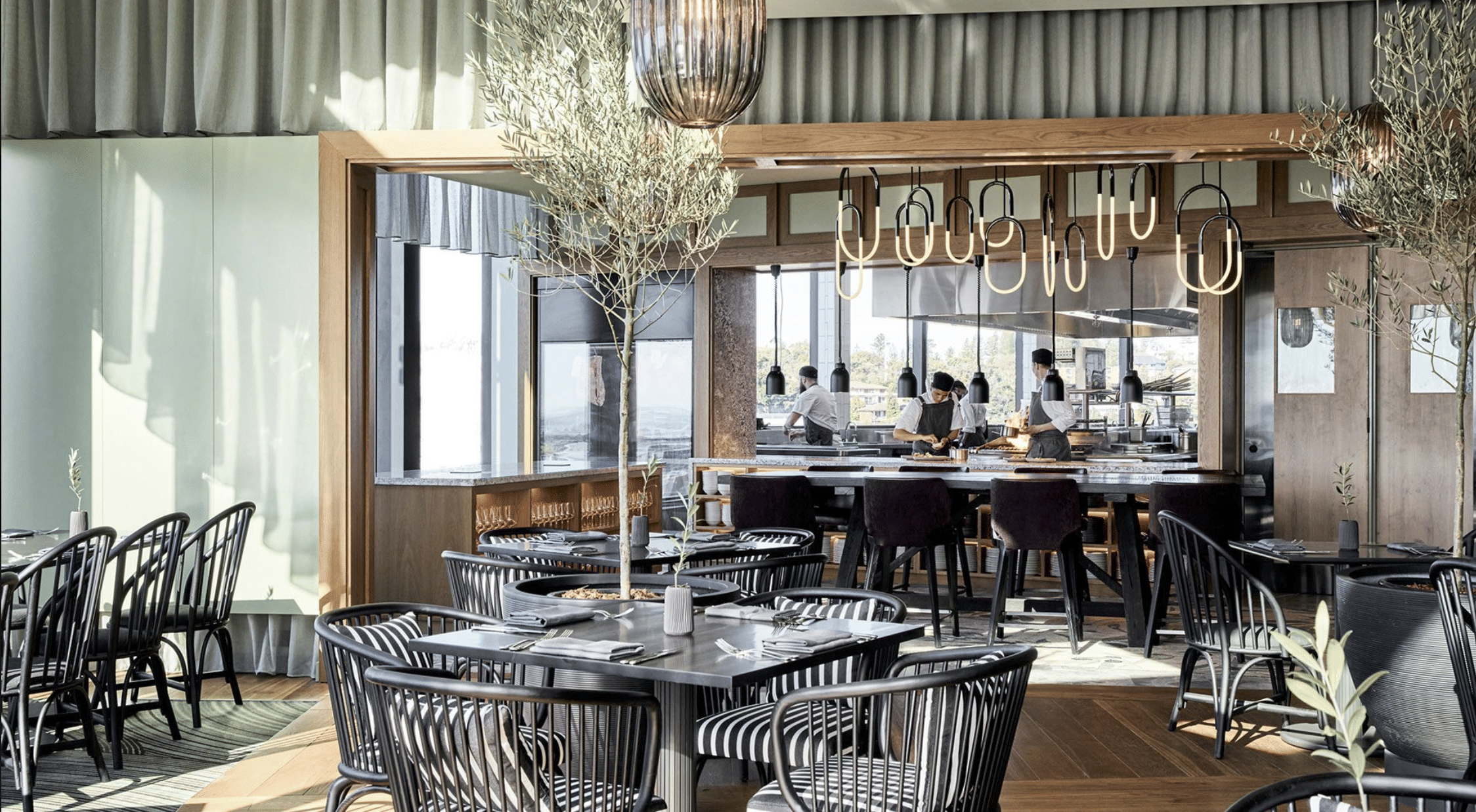 Roundhouse Rooftop Restaurant 4