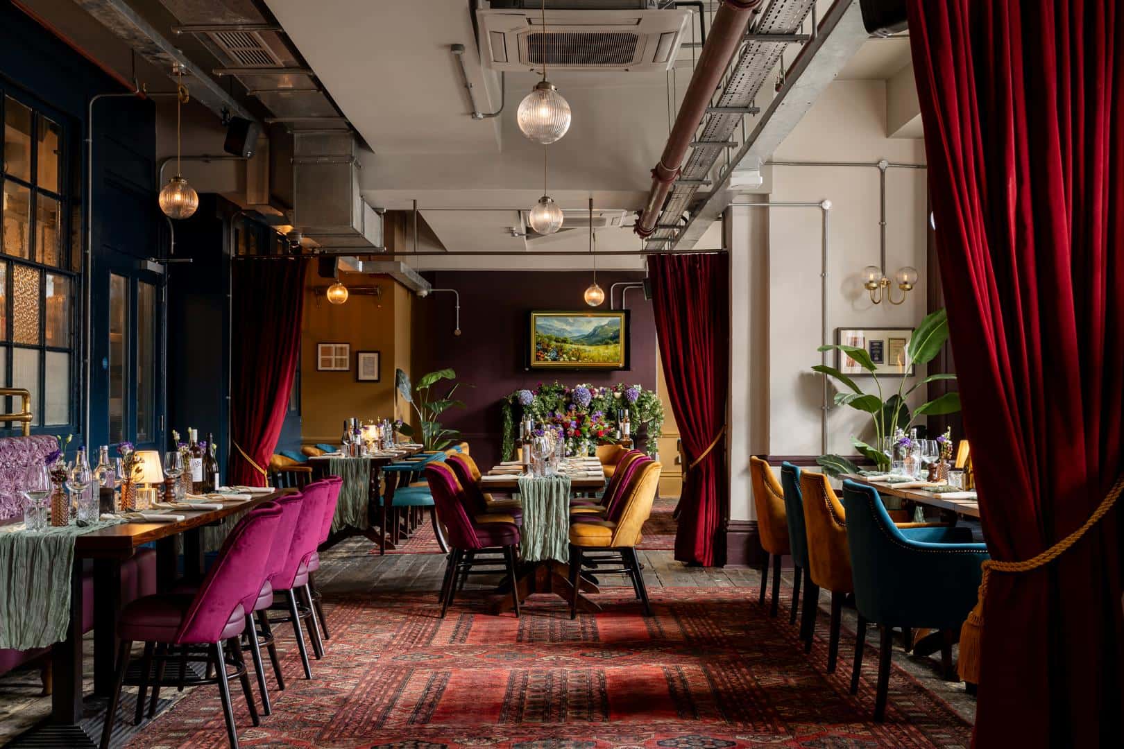 The Dining Carriage 0