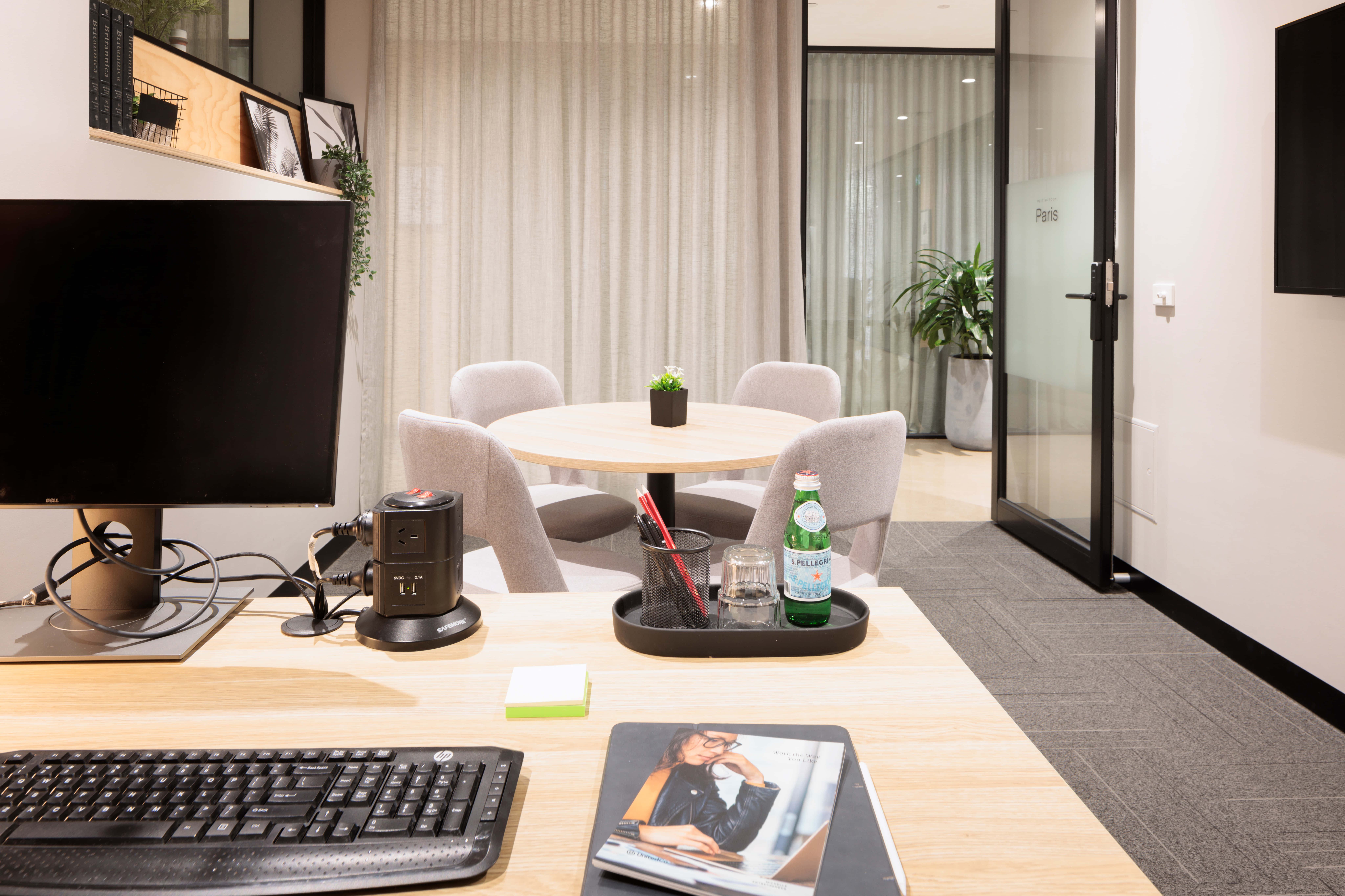 Paris Consulting Room 1