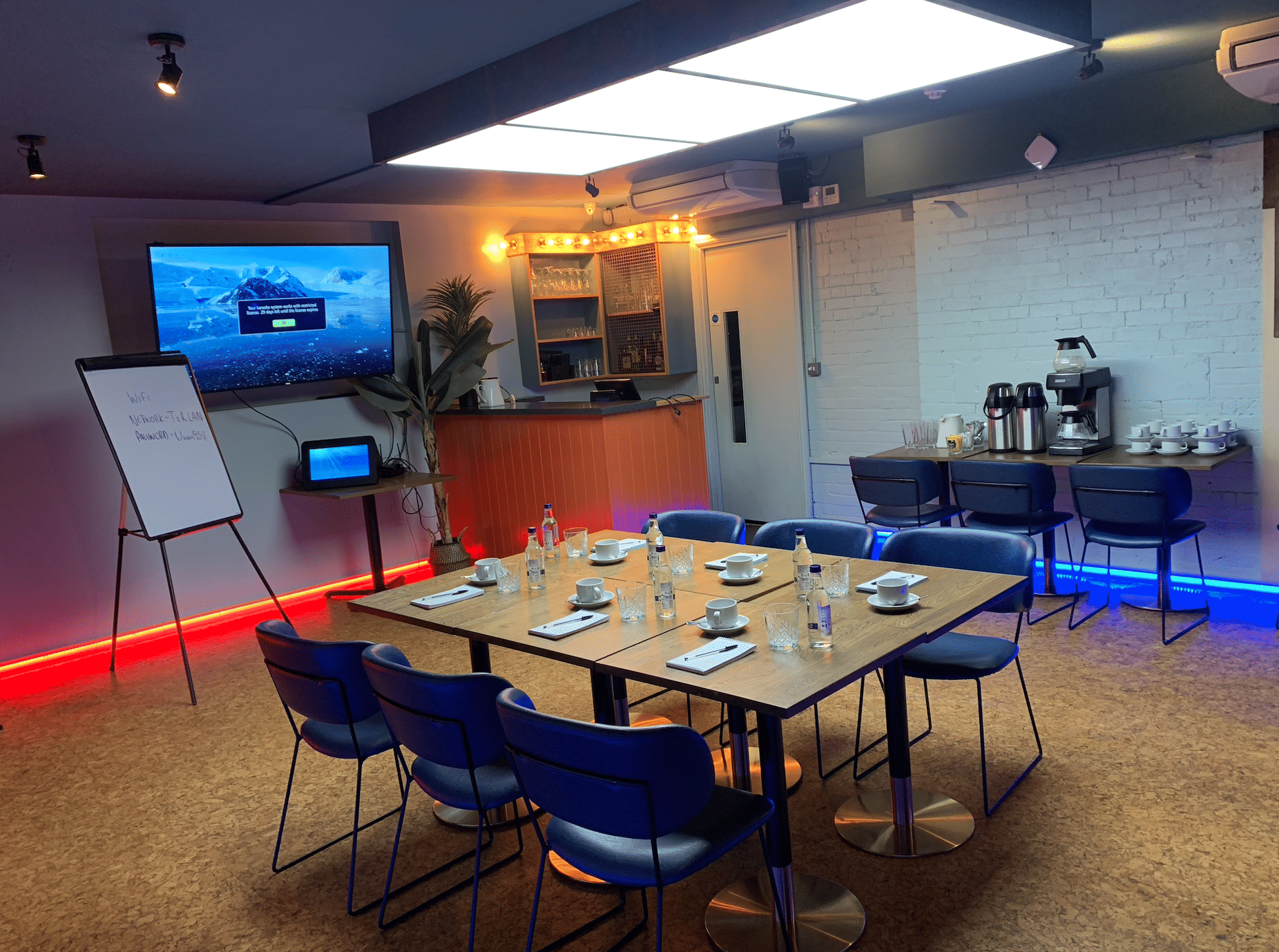 The Backstage Room 7