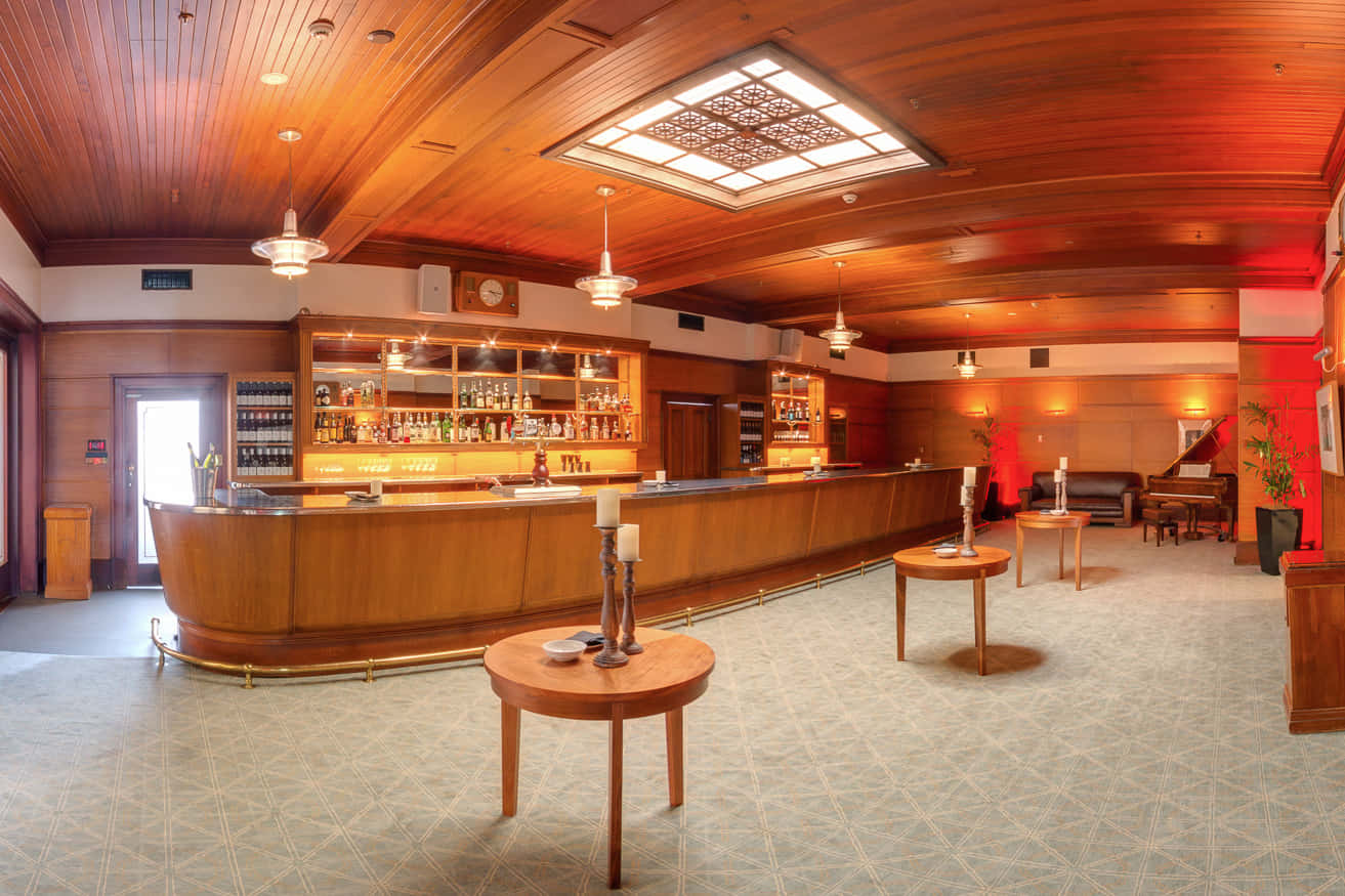 The Members’ Bar 0