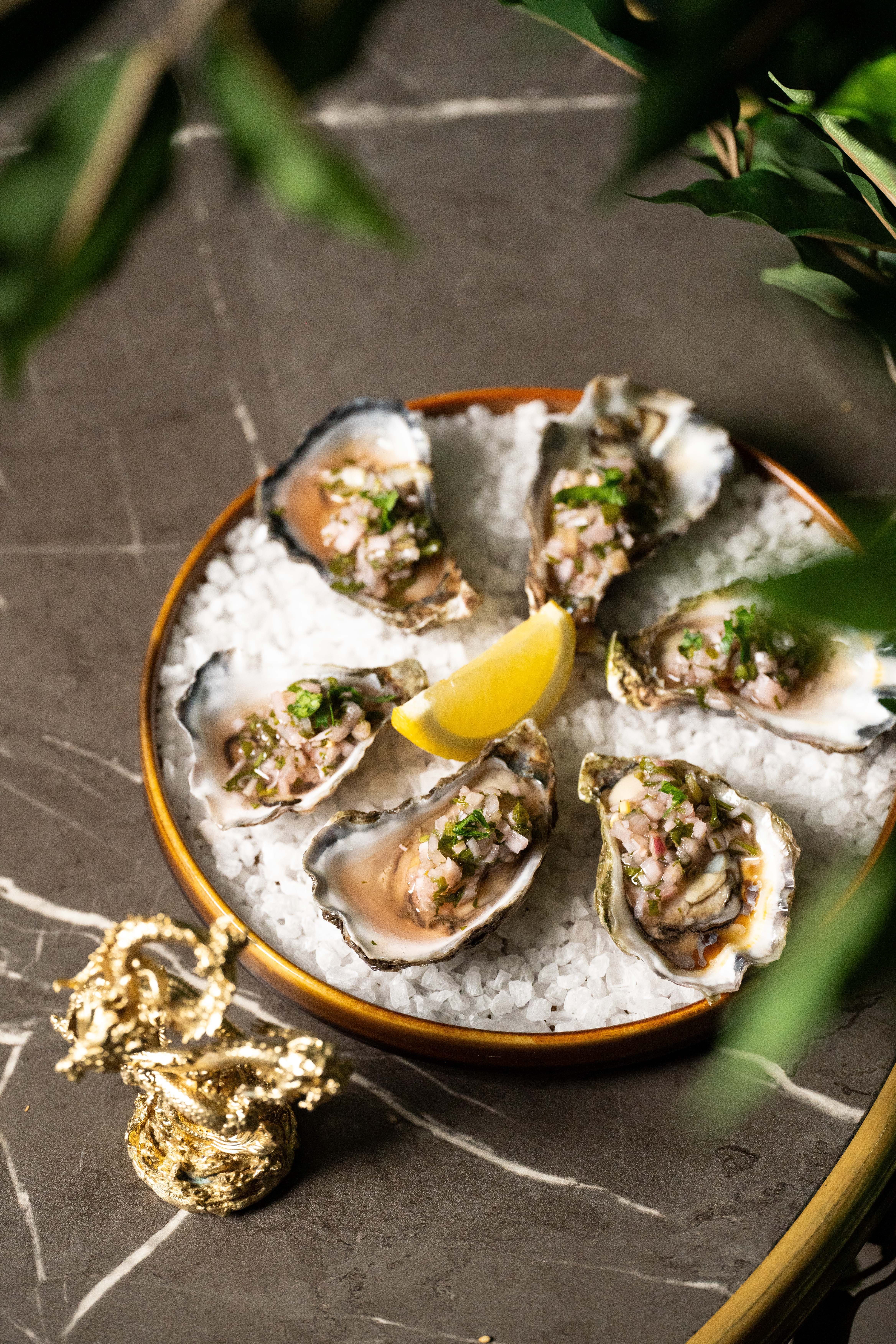 Upstairs Exclusive 7