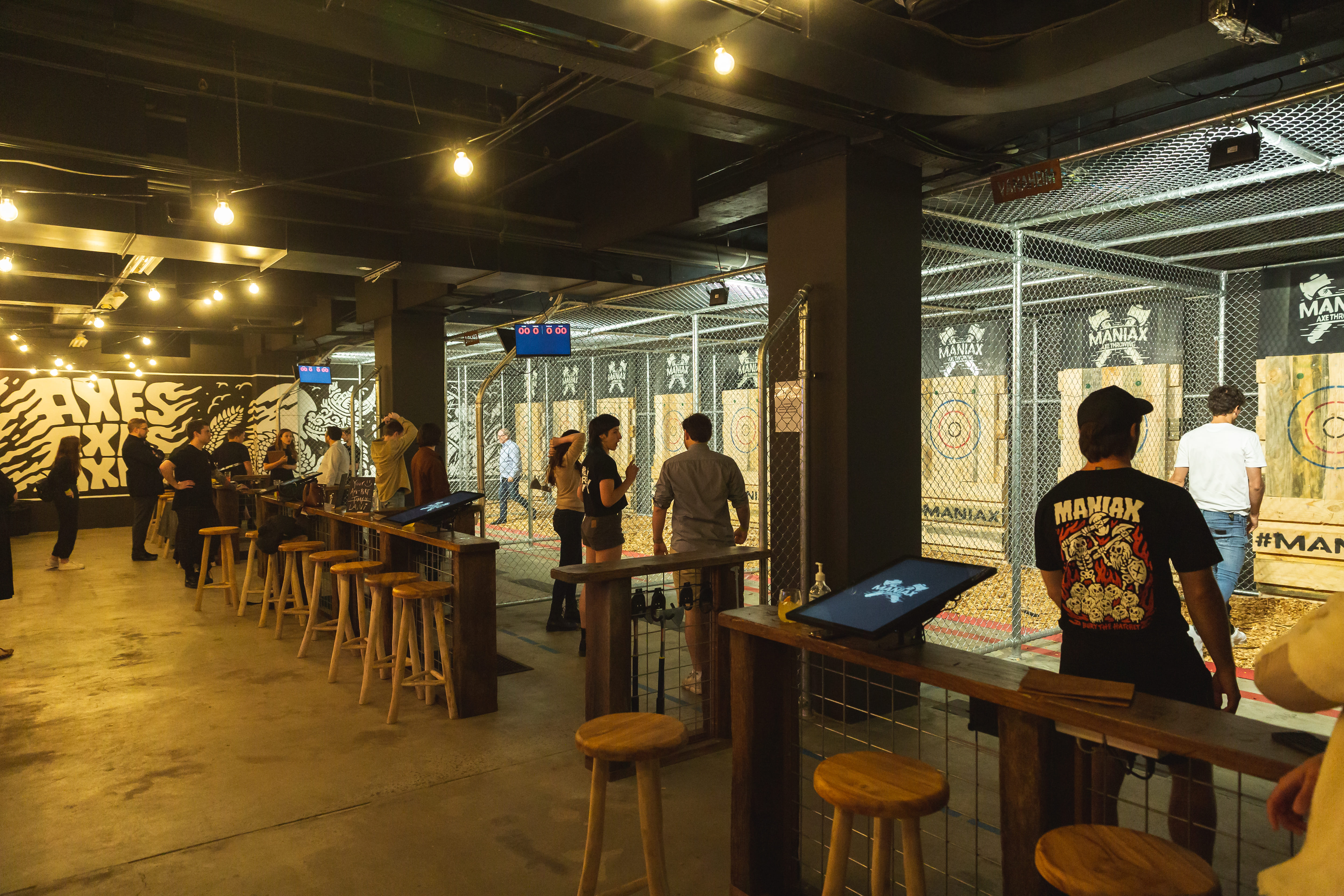 MANIAX Axe Throwing - Melbourne CBD