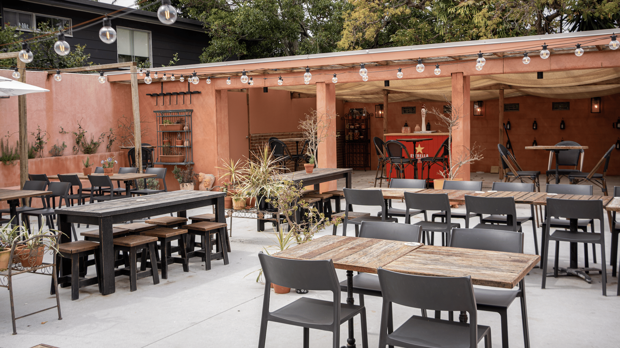 Exclusive Garden hire