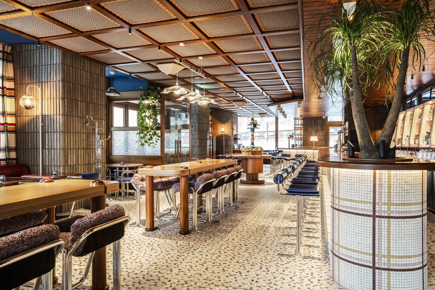 Double Standard - Exclusive Hire 3