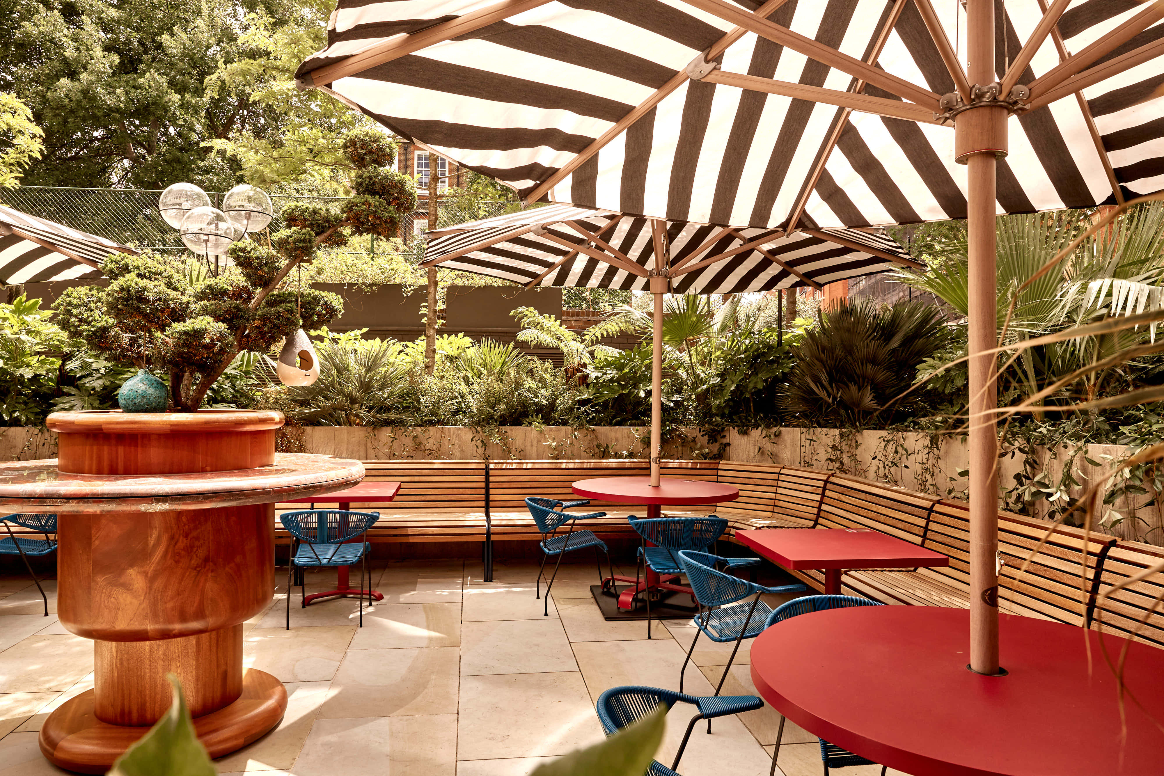 Double Standard - Exclusive Hire 4