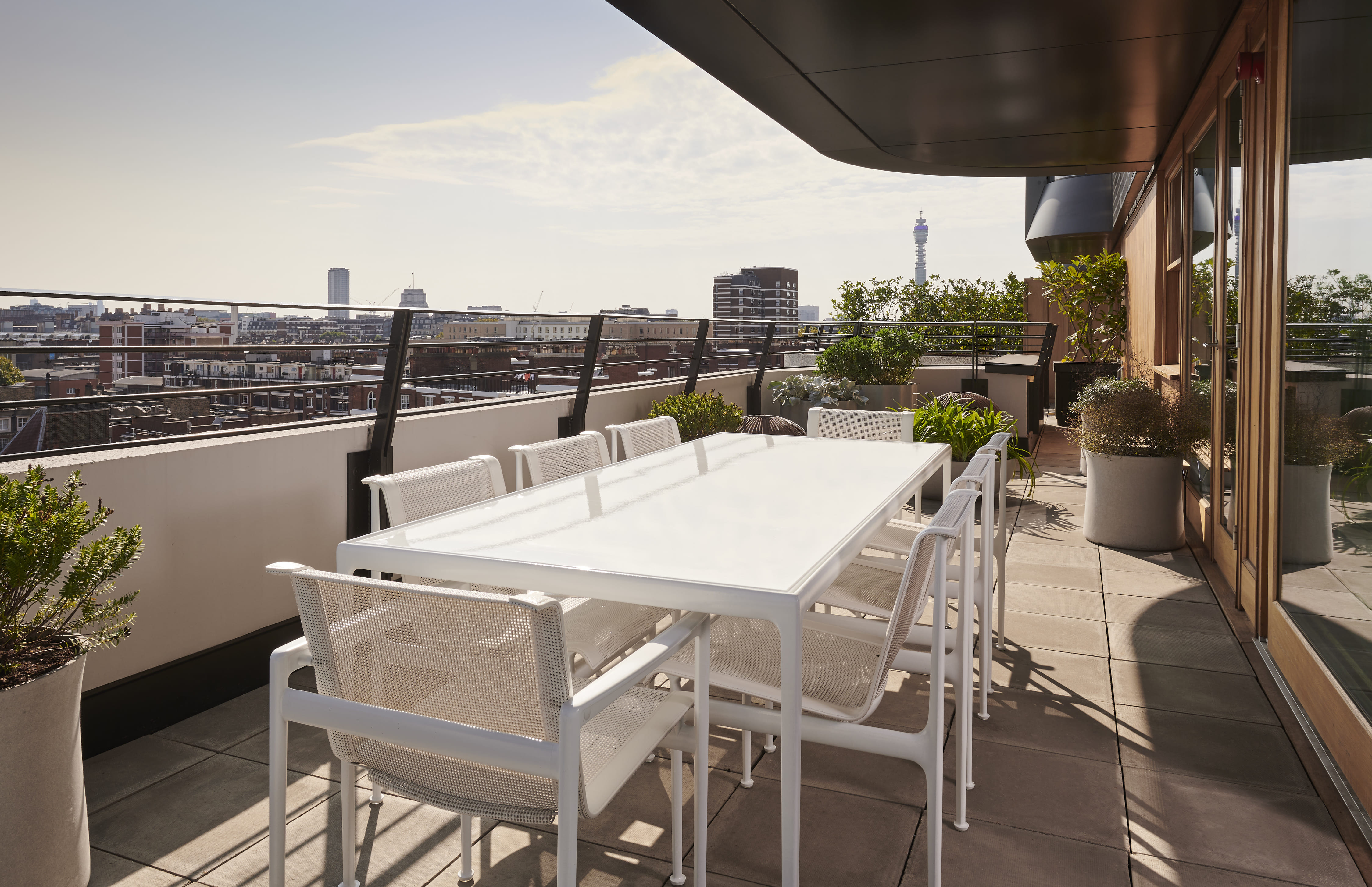 The Standard Townhouse 8 - Standing 9