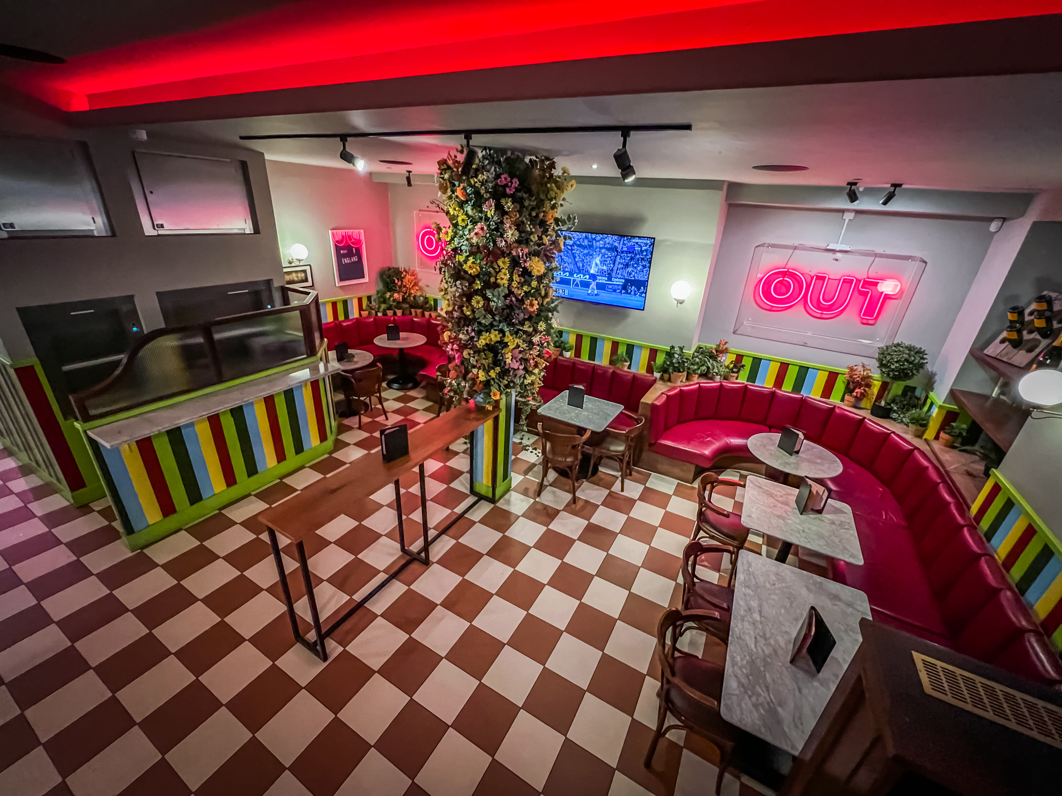 Declaration Square/ Games room and Bar  1