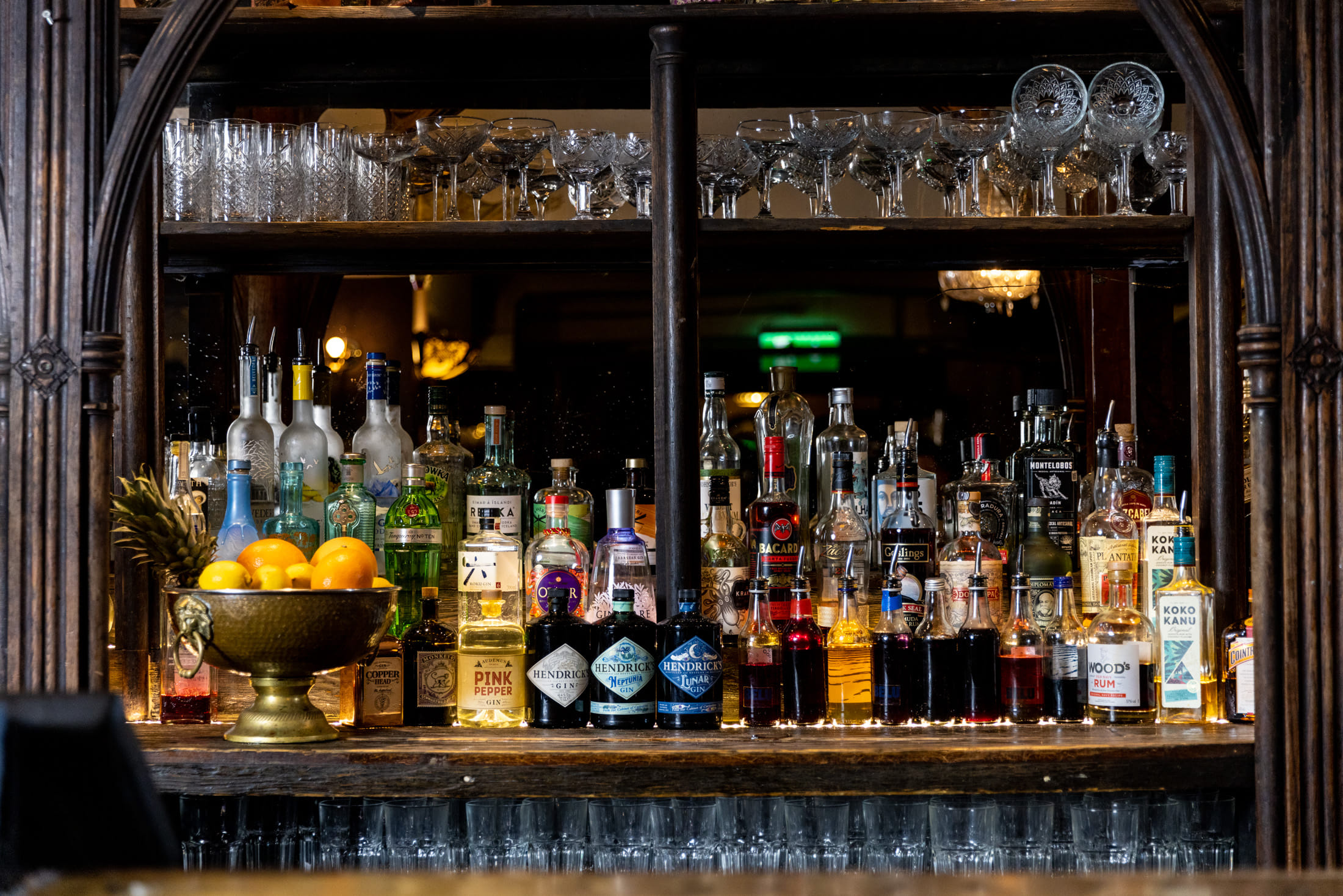 Christmas Hire, Exclusive 11