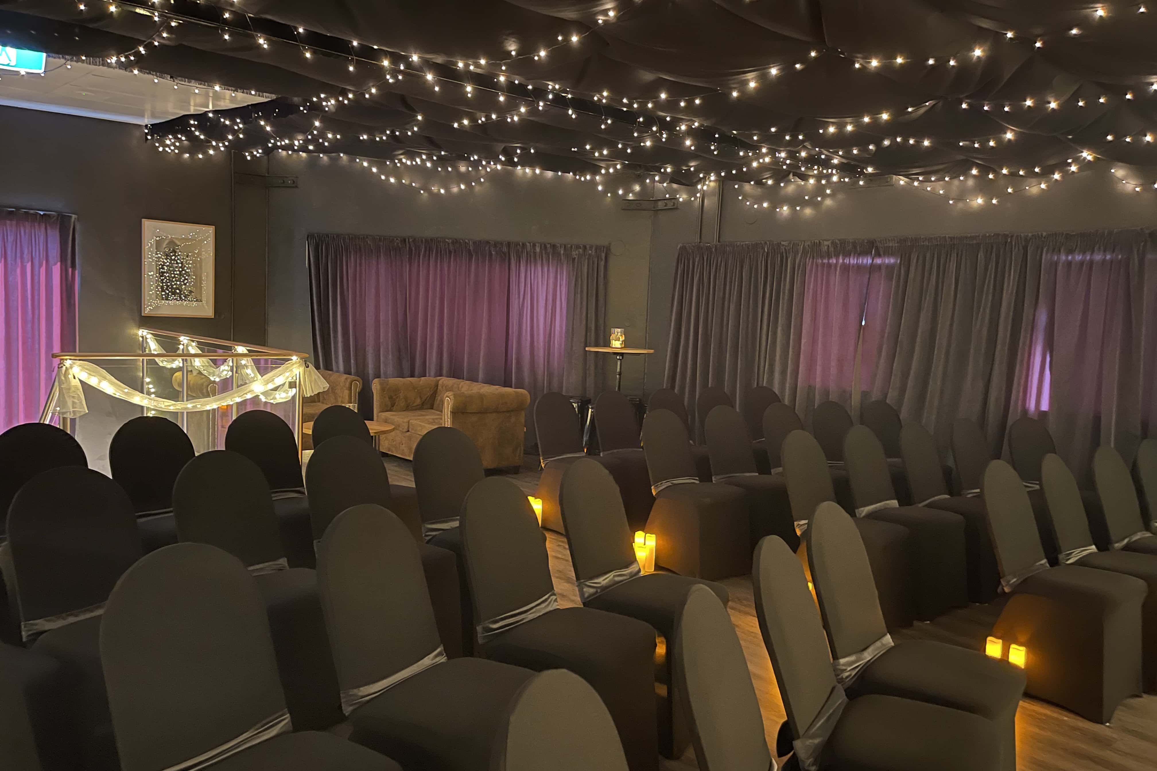 Distillery/Cocktail Lounge 10