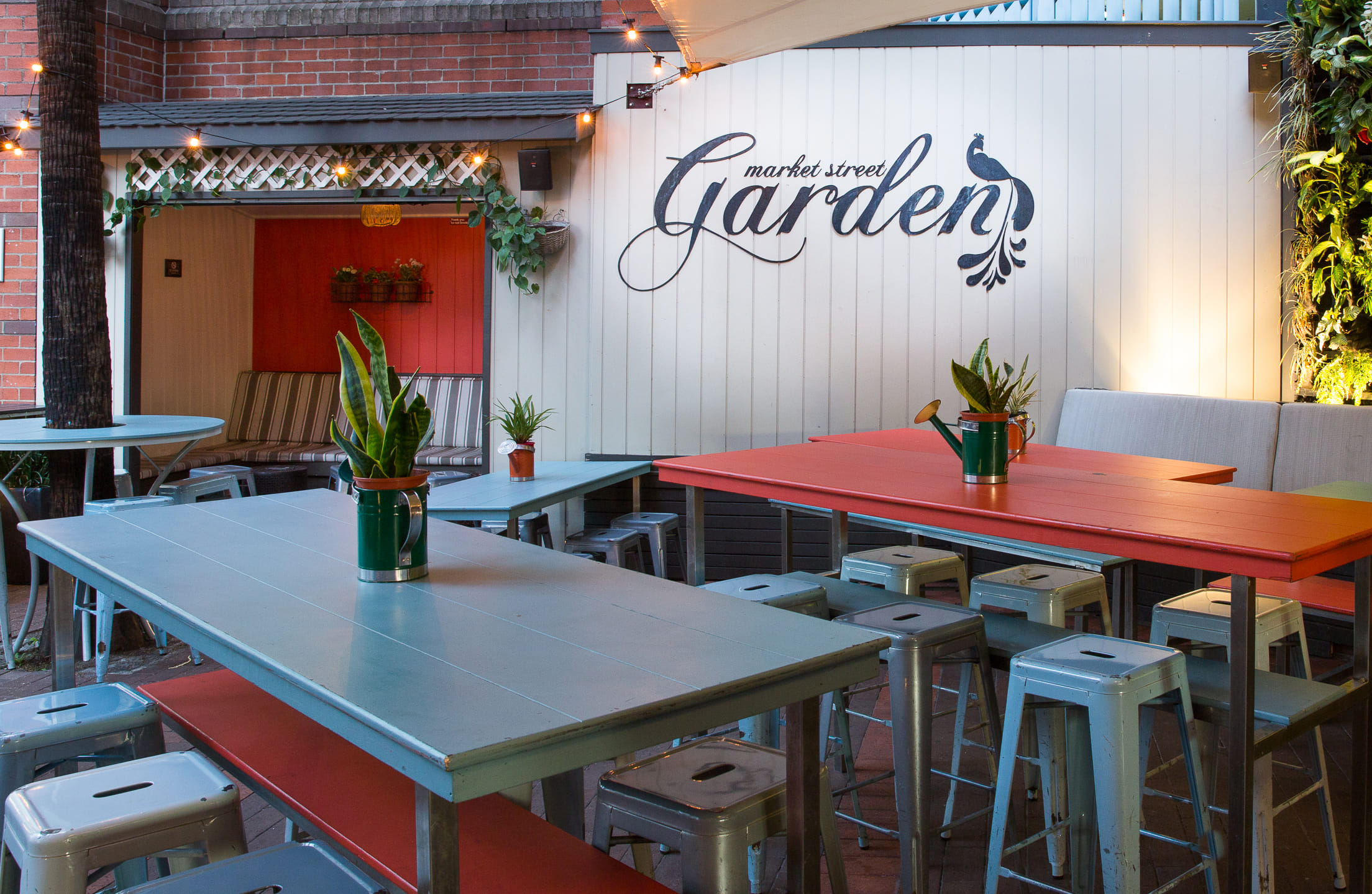 Market Street Garden Bar 1