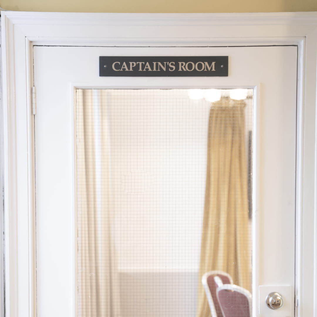 The Captain's Room| Meeting Room 8