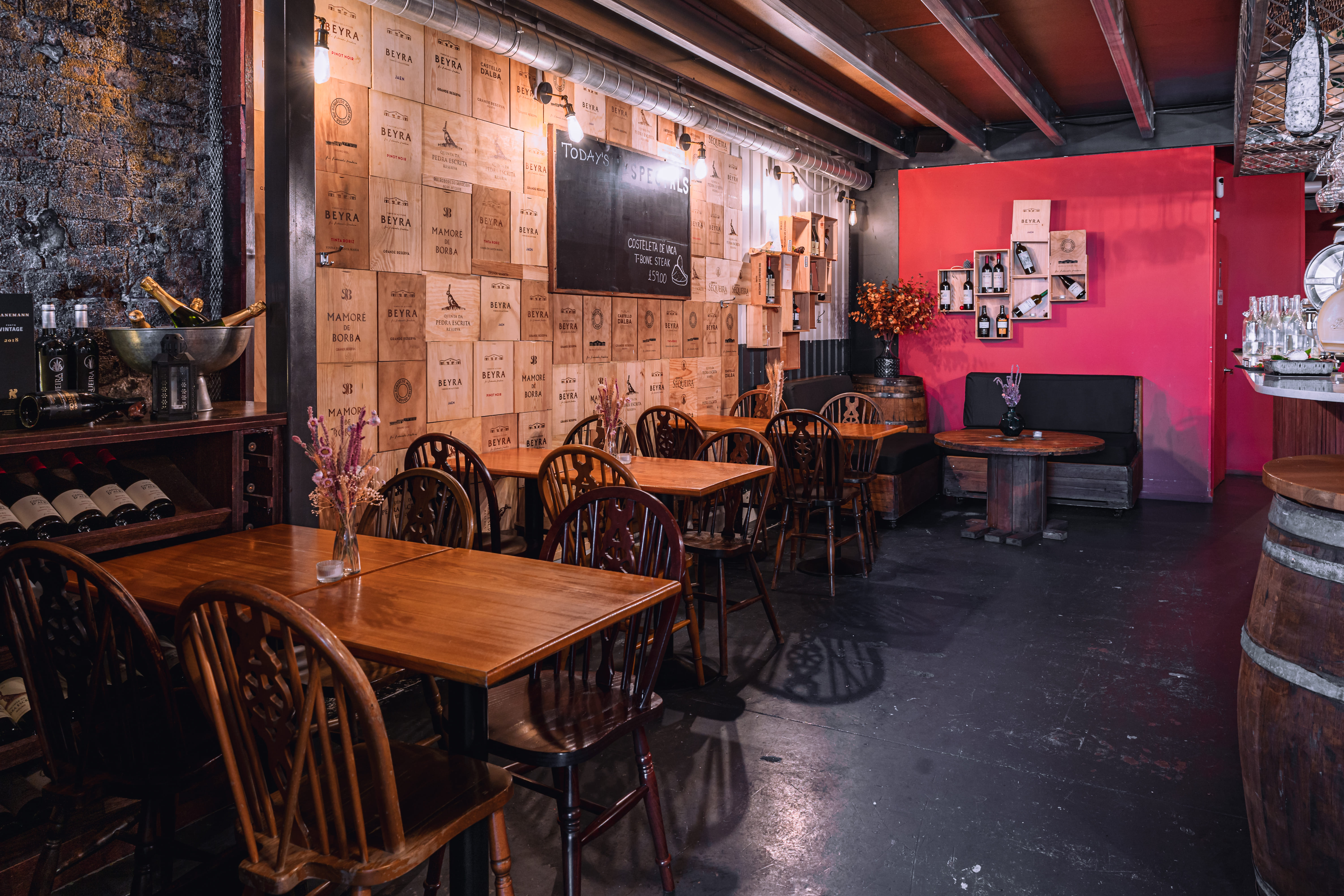 Pedro's Wine Bar  10