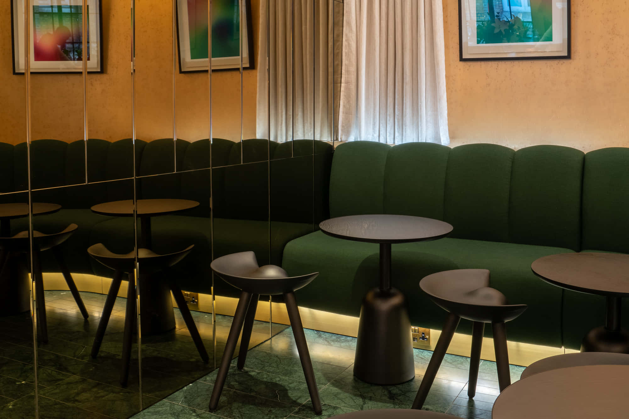 Bantof Cocktail Room 3