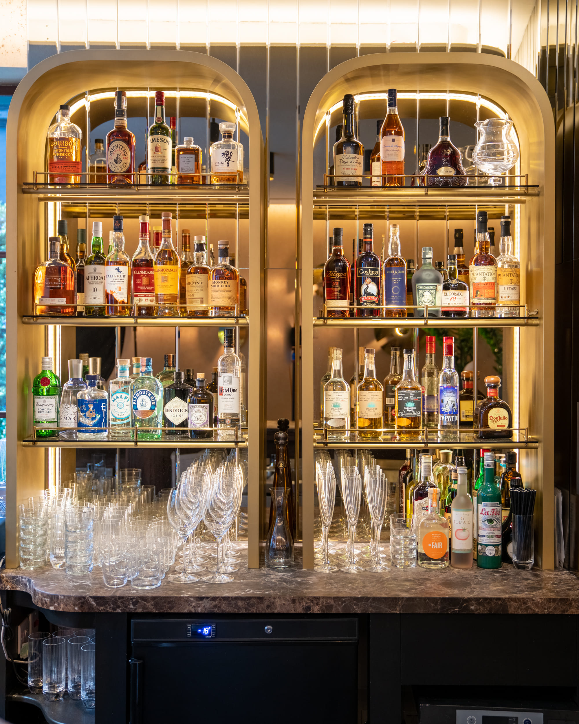 Bantof Cocktail Room  2