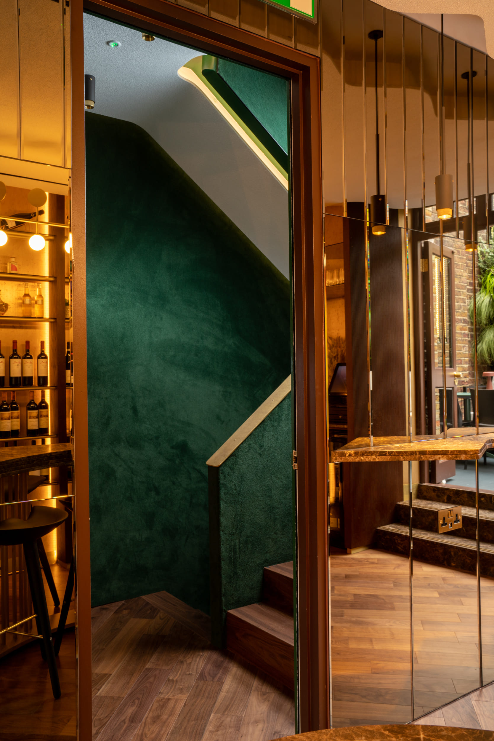 Bantof Champagne Room - with Terrace 3