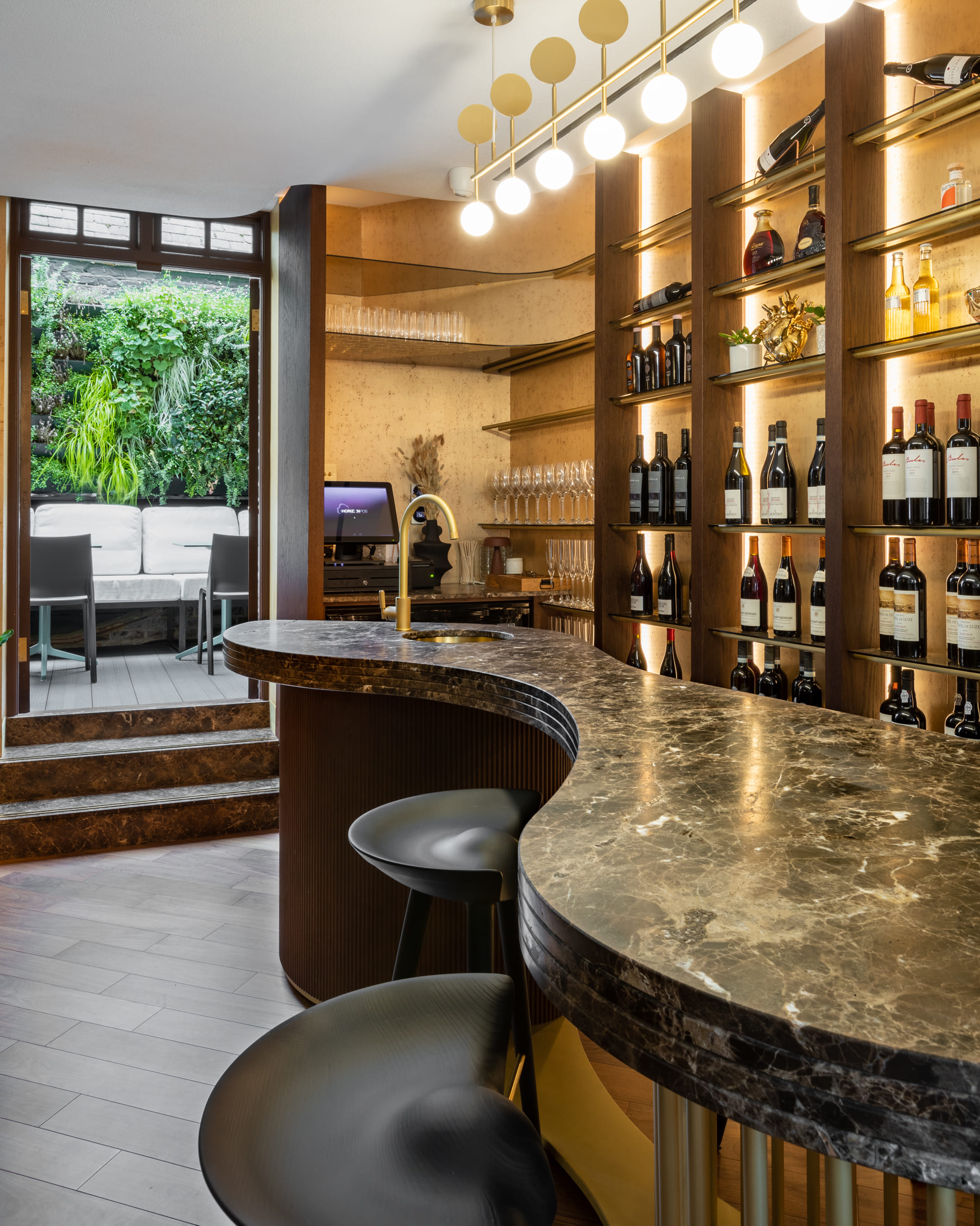 Bantof Champagne Room - with Terrace 1