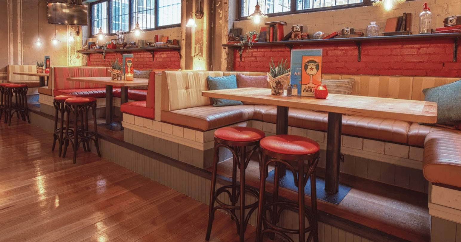Main Bar 1
