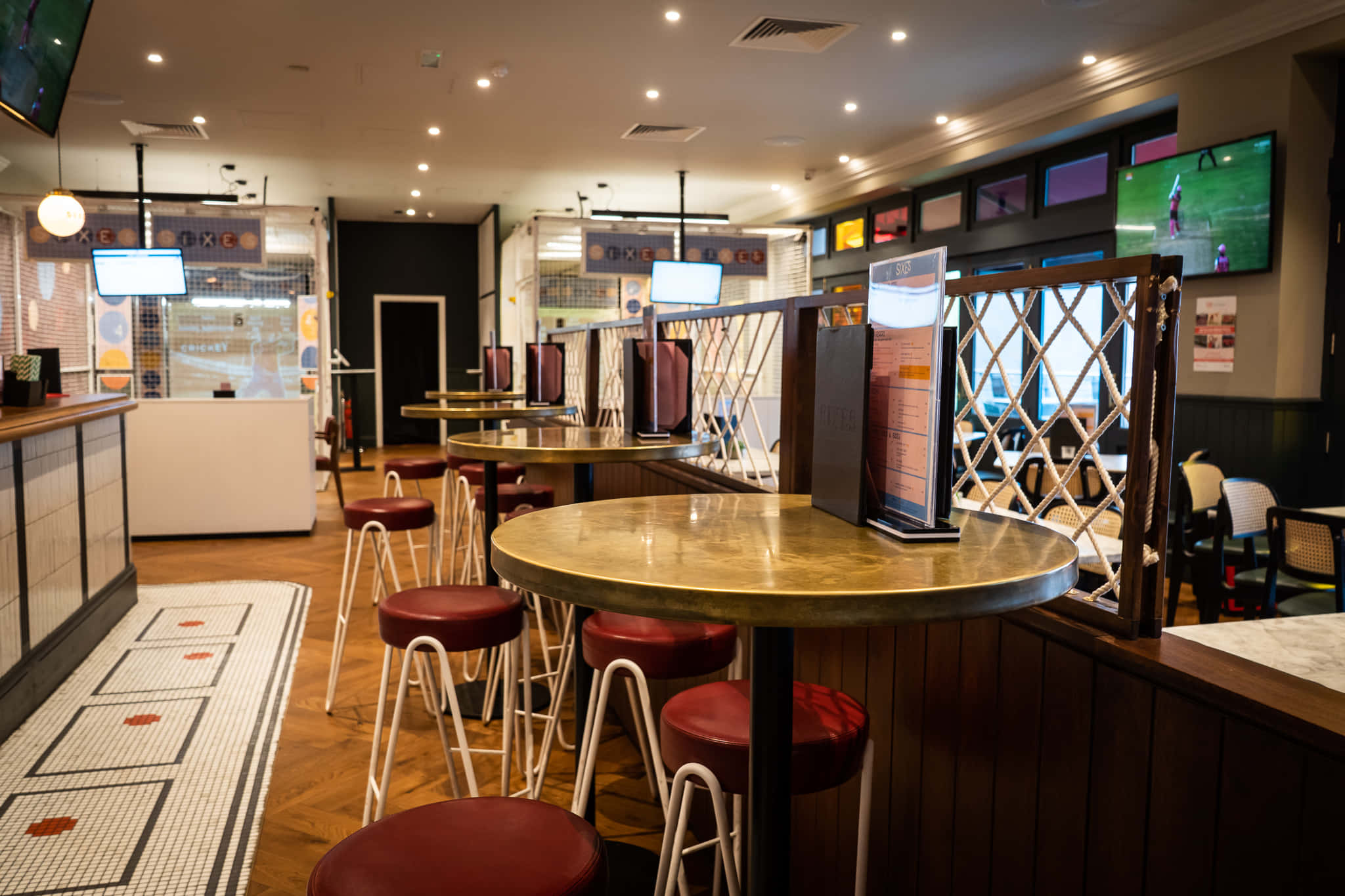 Whole Venue - Meeting / Presentation 4