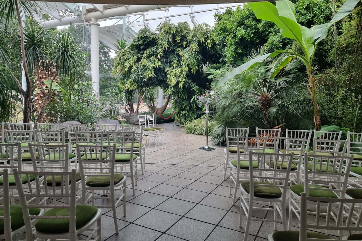 The Riverside Glasshouse 14