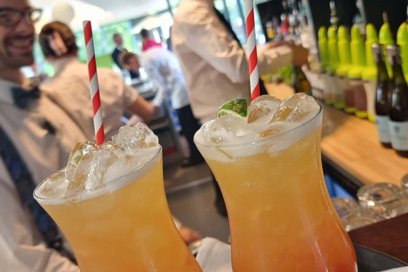 The Riverside Glasshouse 21