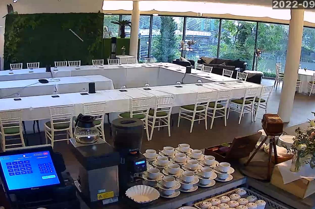 The Riverside Glasshouse 24