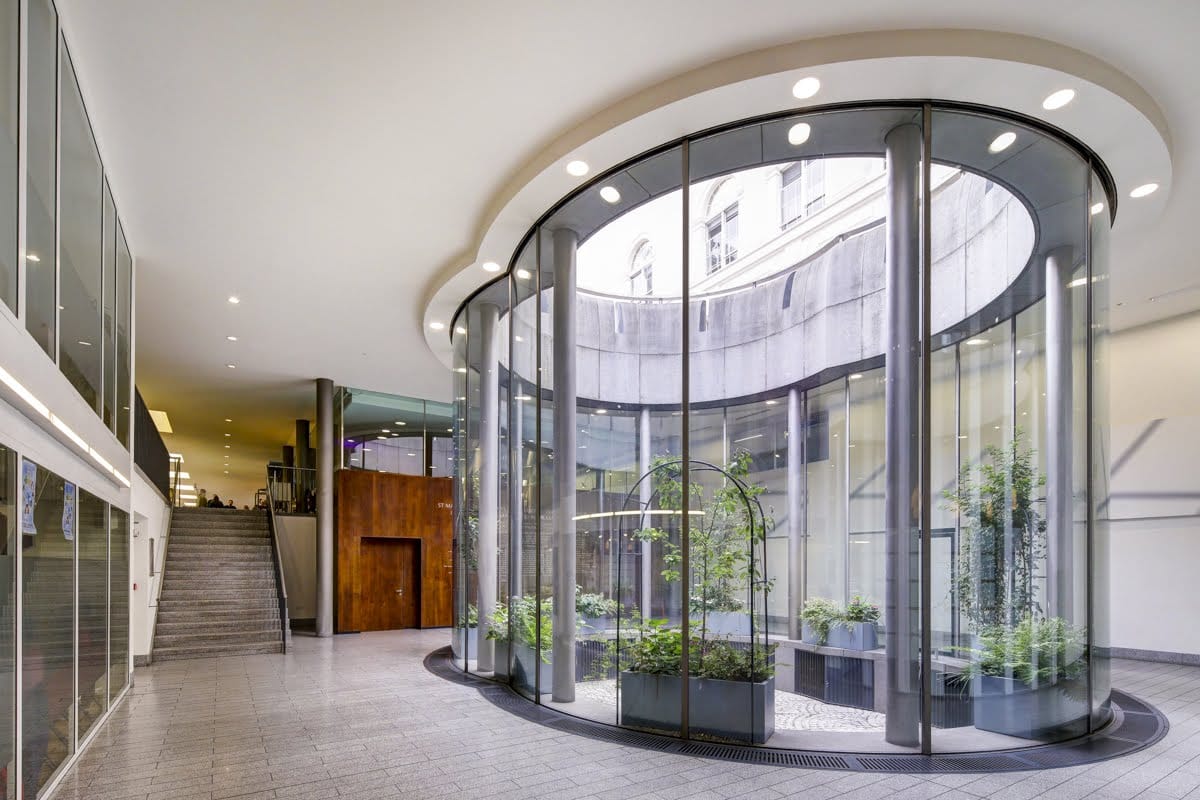 St Martin's Hall & Lightwell - Conference 9