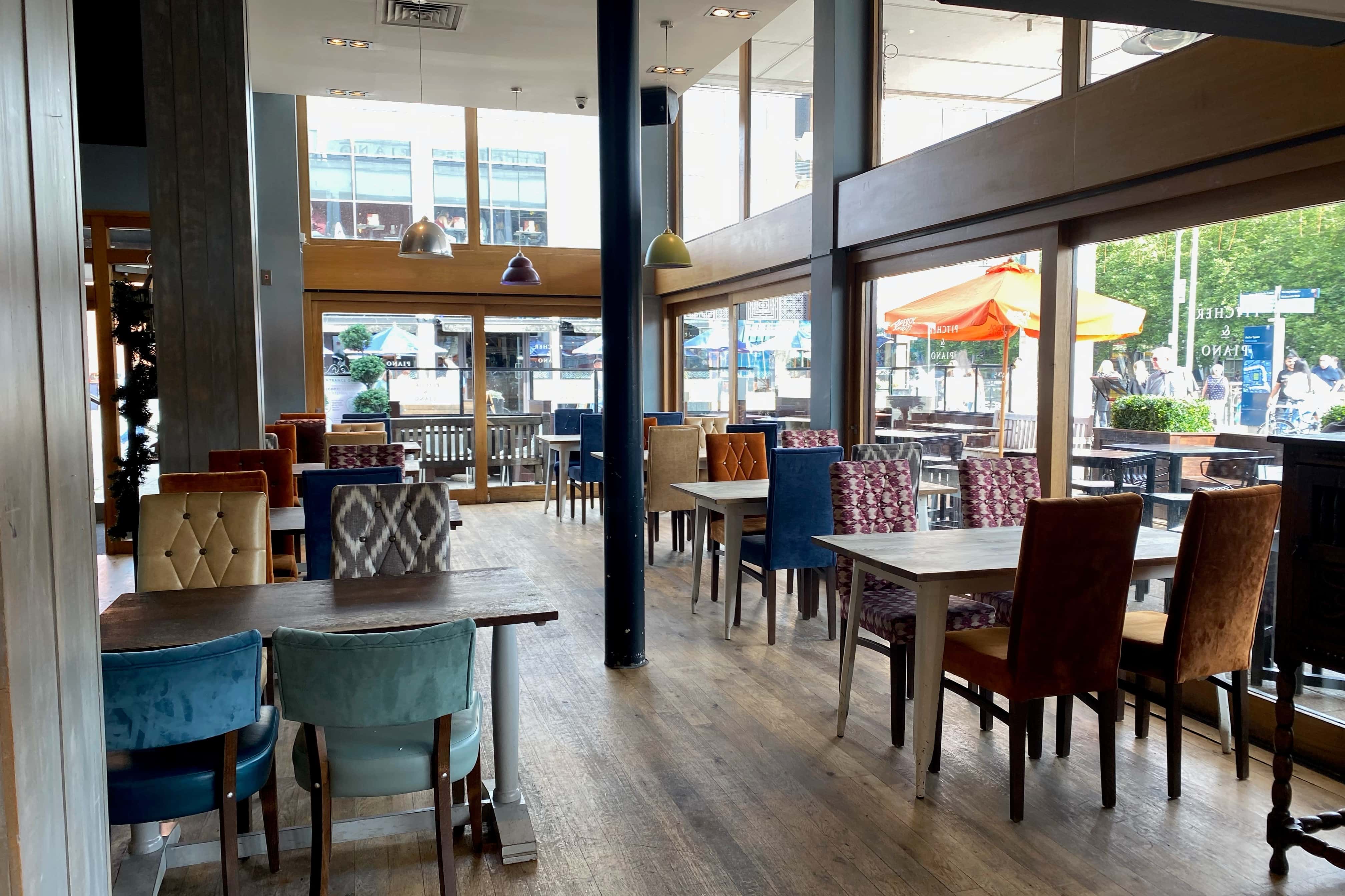 Harbour Corner + Outside 0