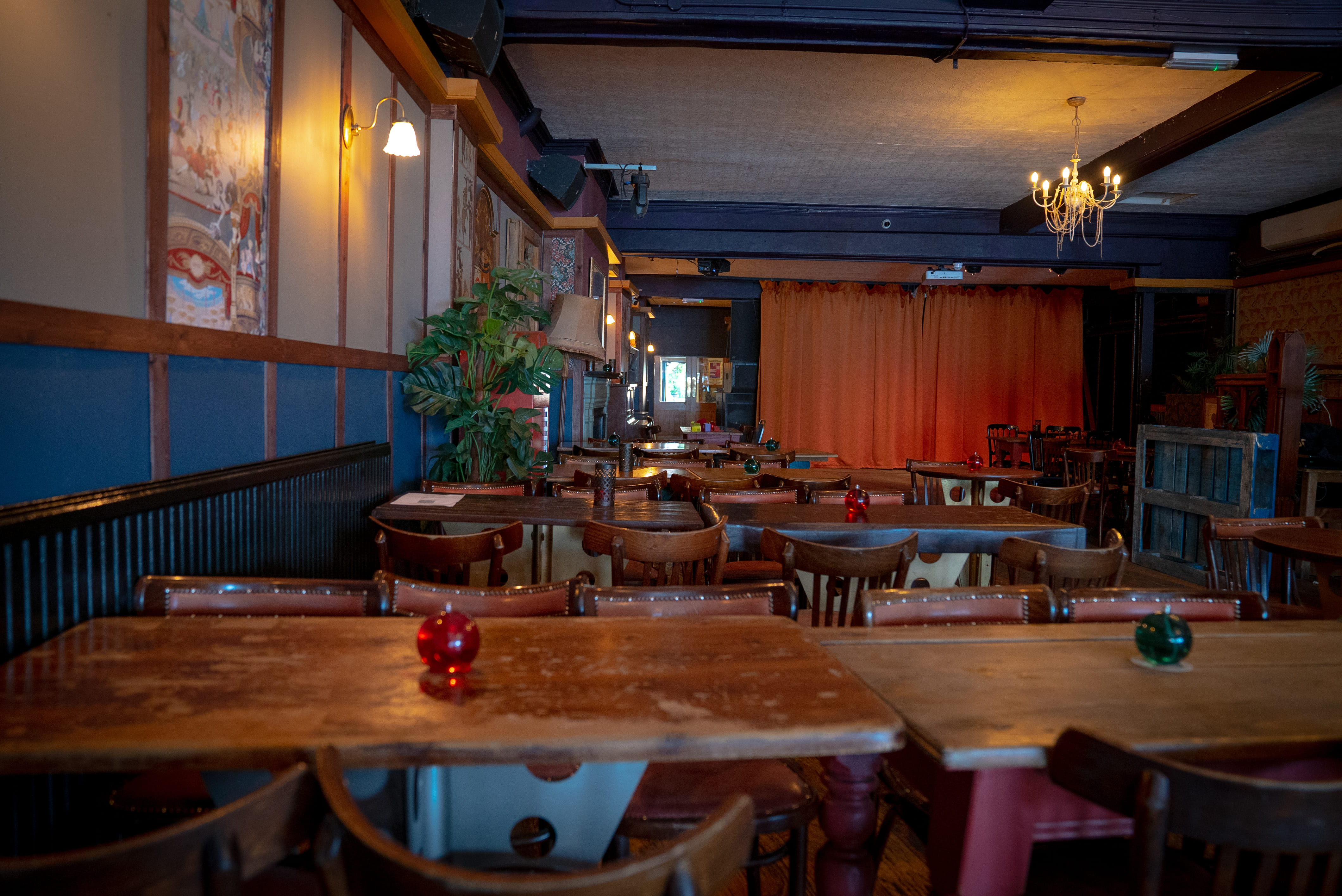 The Fox and Firkin  12