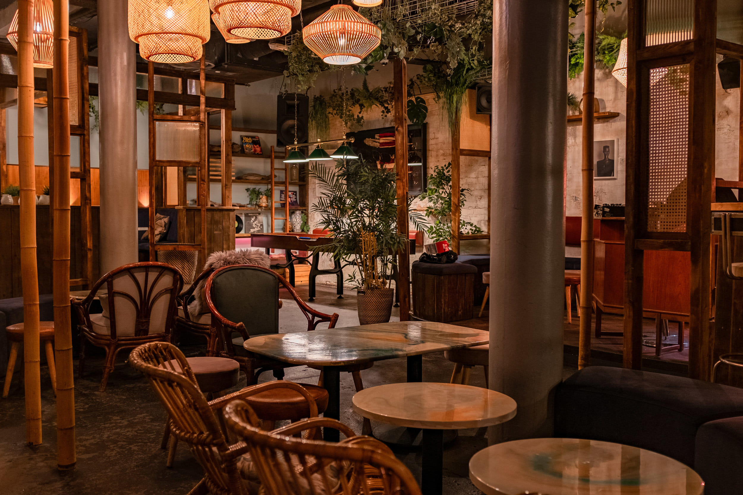 COCKTAIL BAR - Basement 1