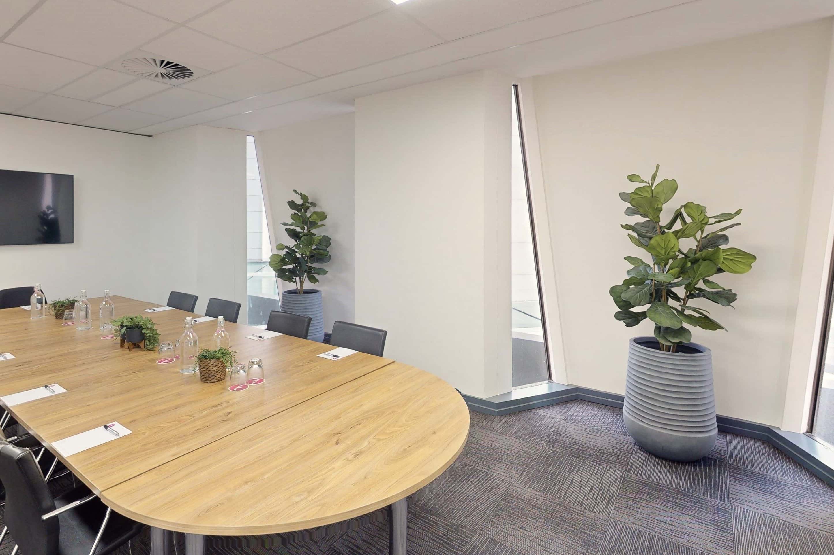 XL Boardroom 3D tour