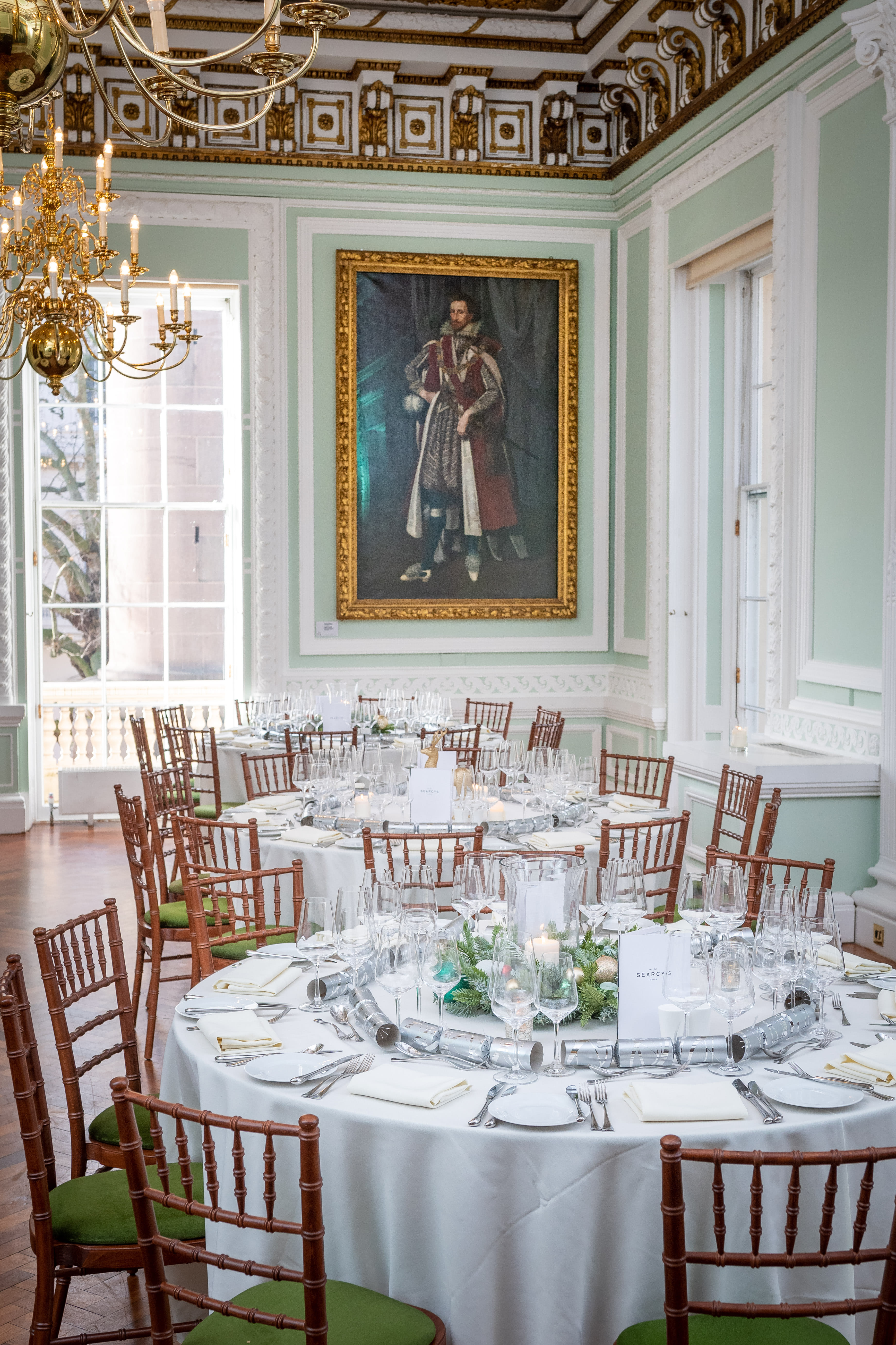 Christmas at {10-11} Carlton House Terrace 8