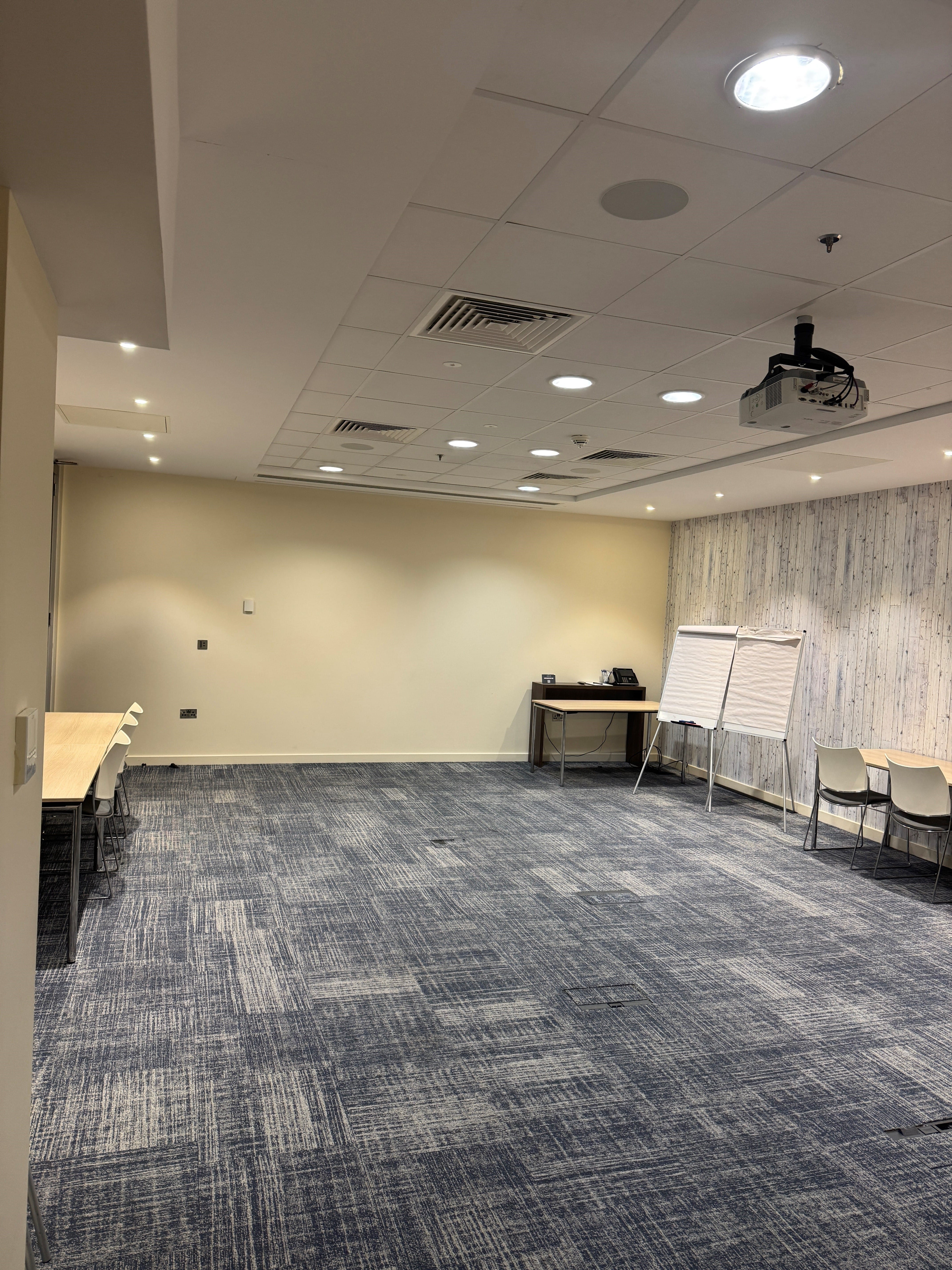 Meeting Room 5 1