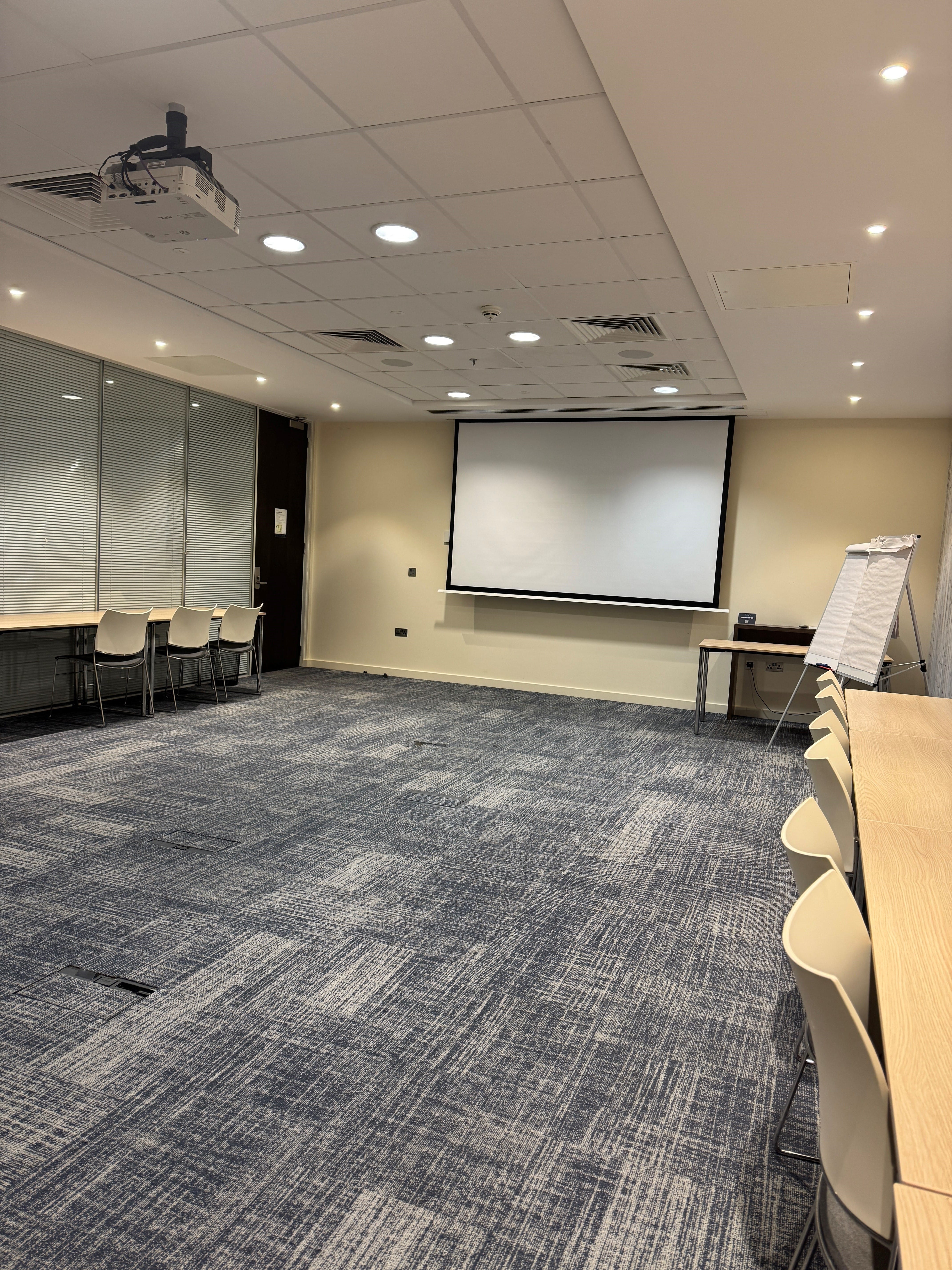 Meeting Room 5 2