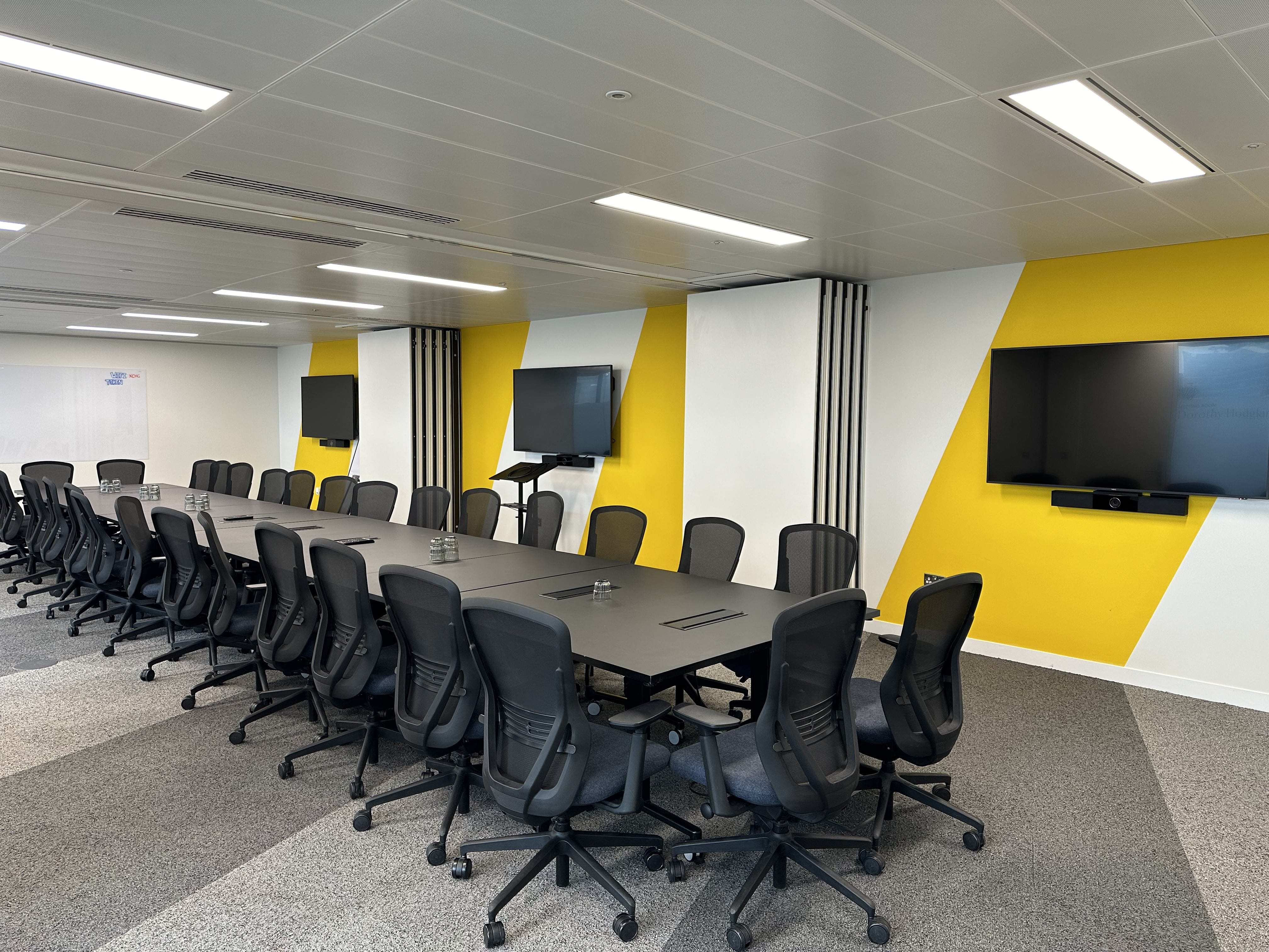 Isaac Newton Meeting Room