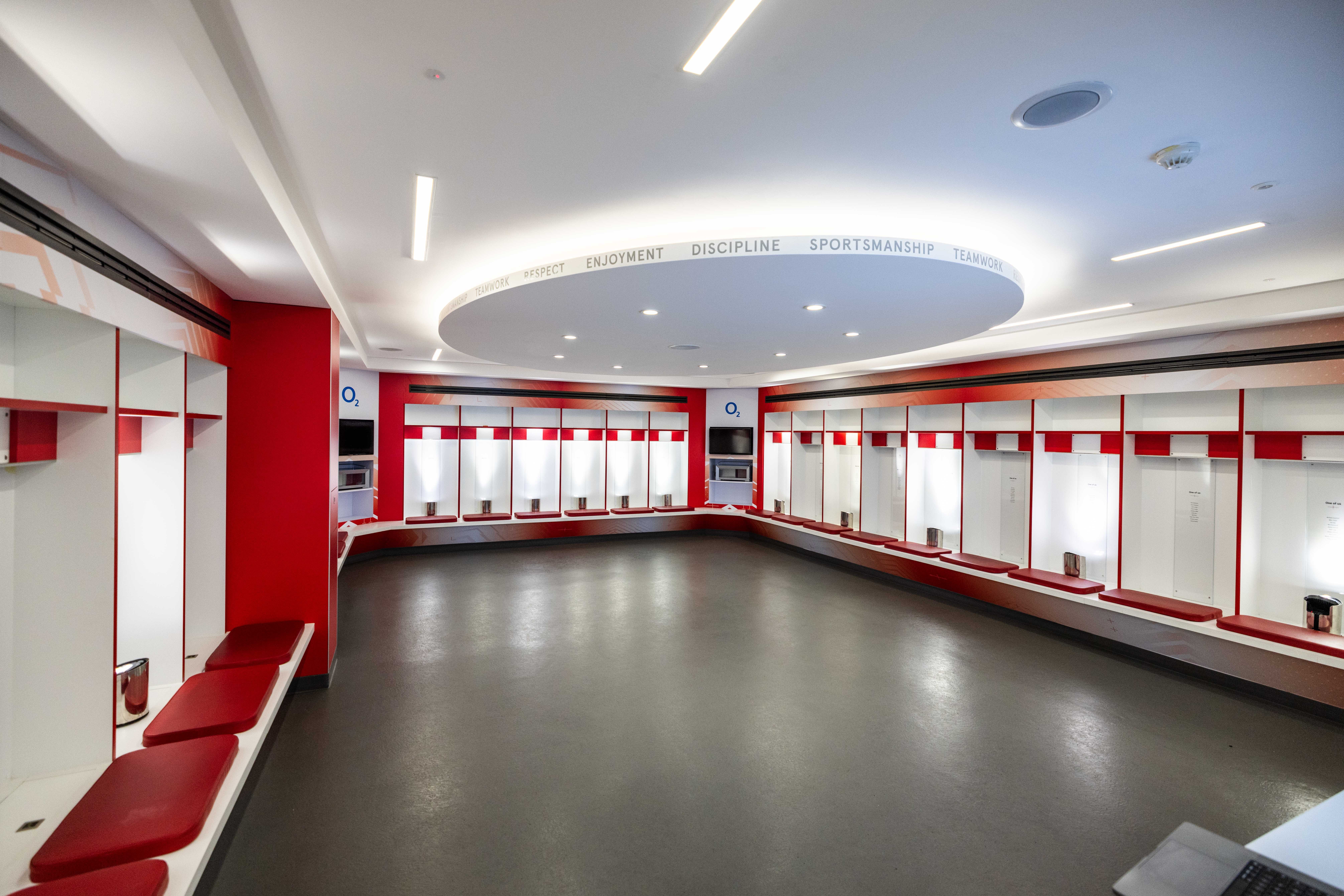 England Changing Room 5