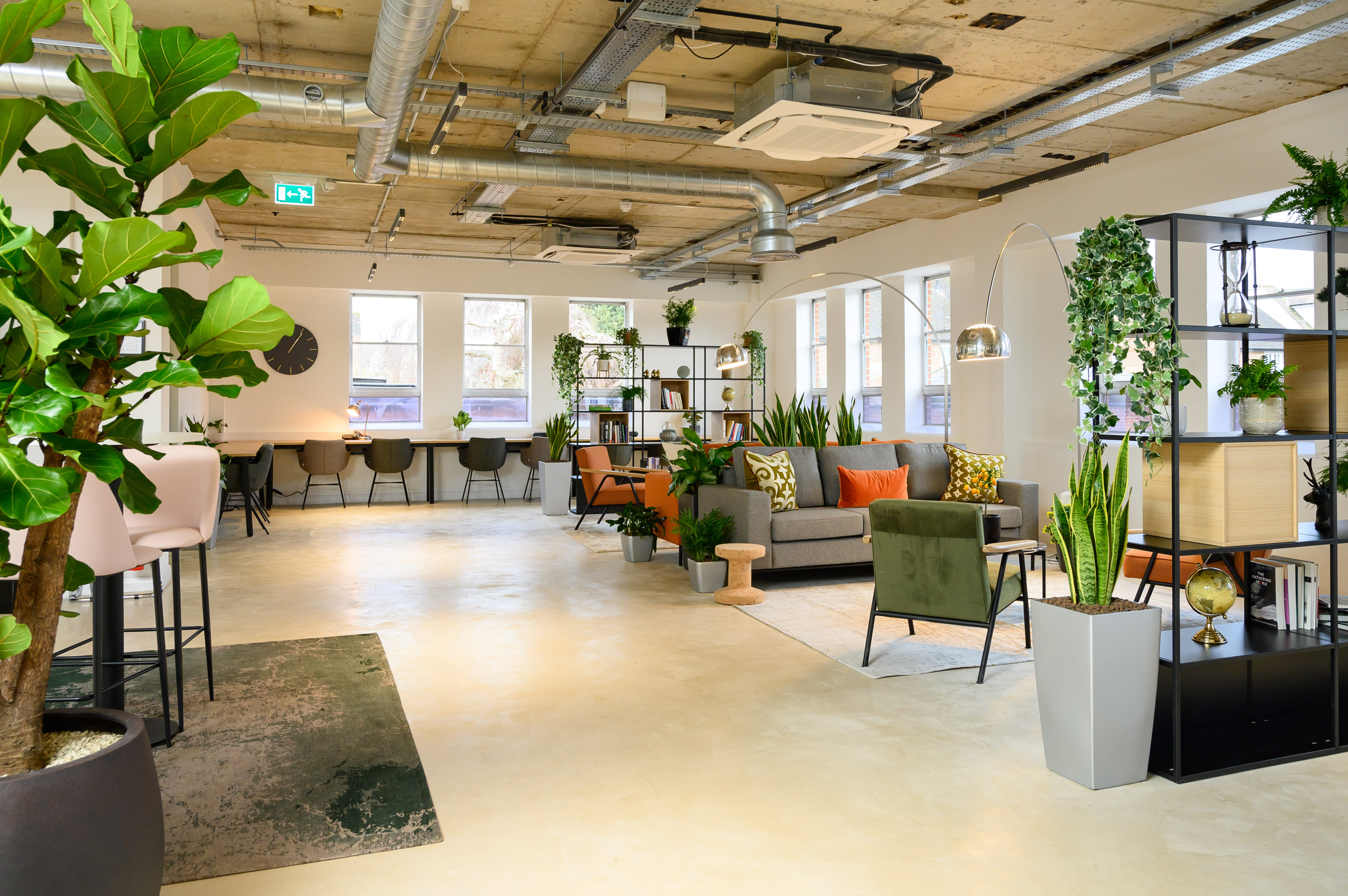 The Members Lounge 1