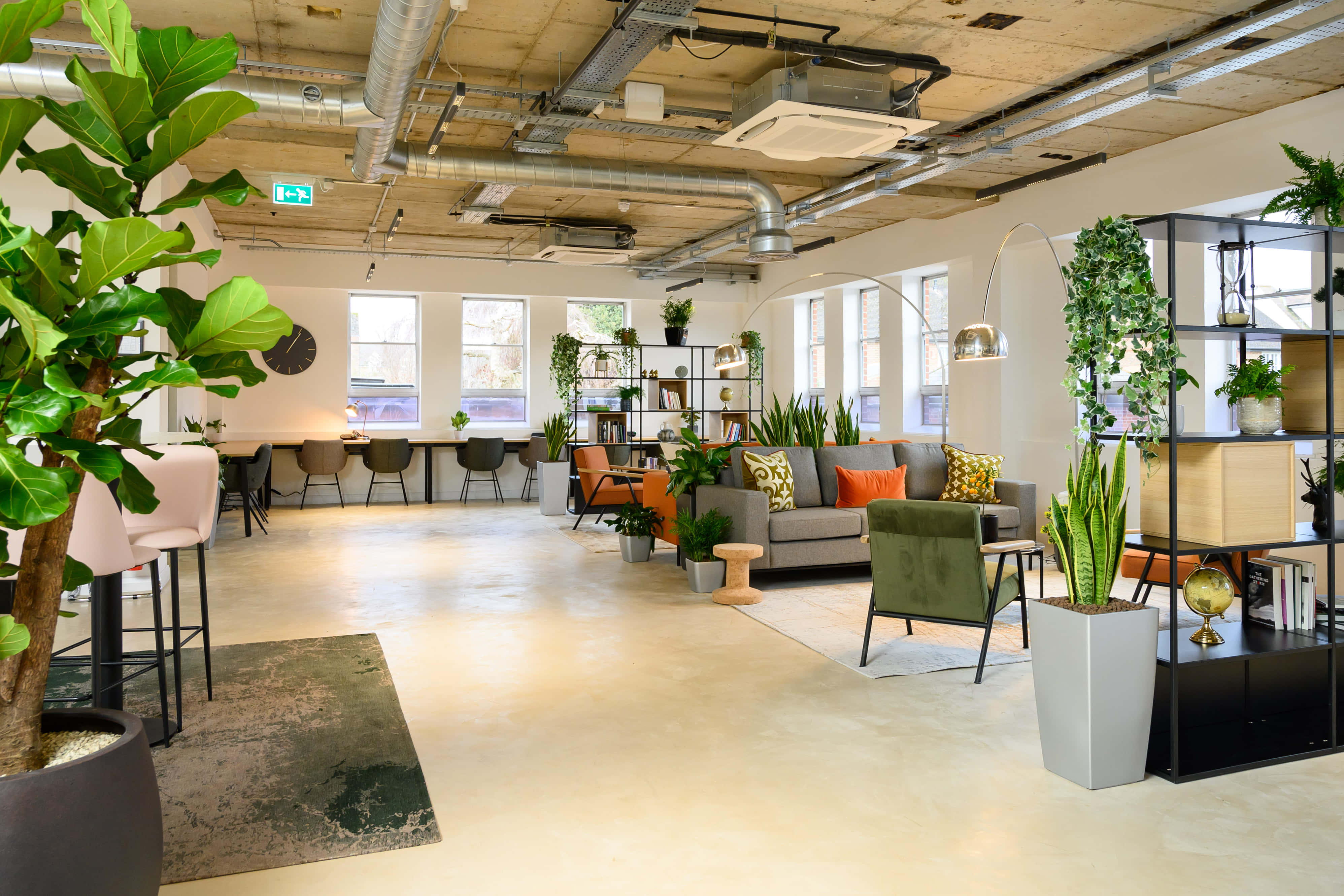 The Members Lounge 1