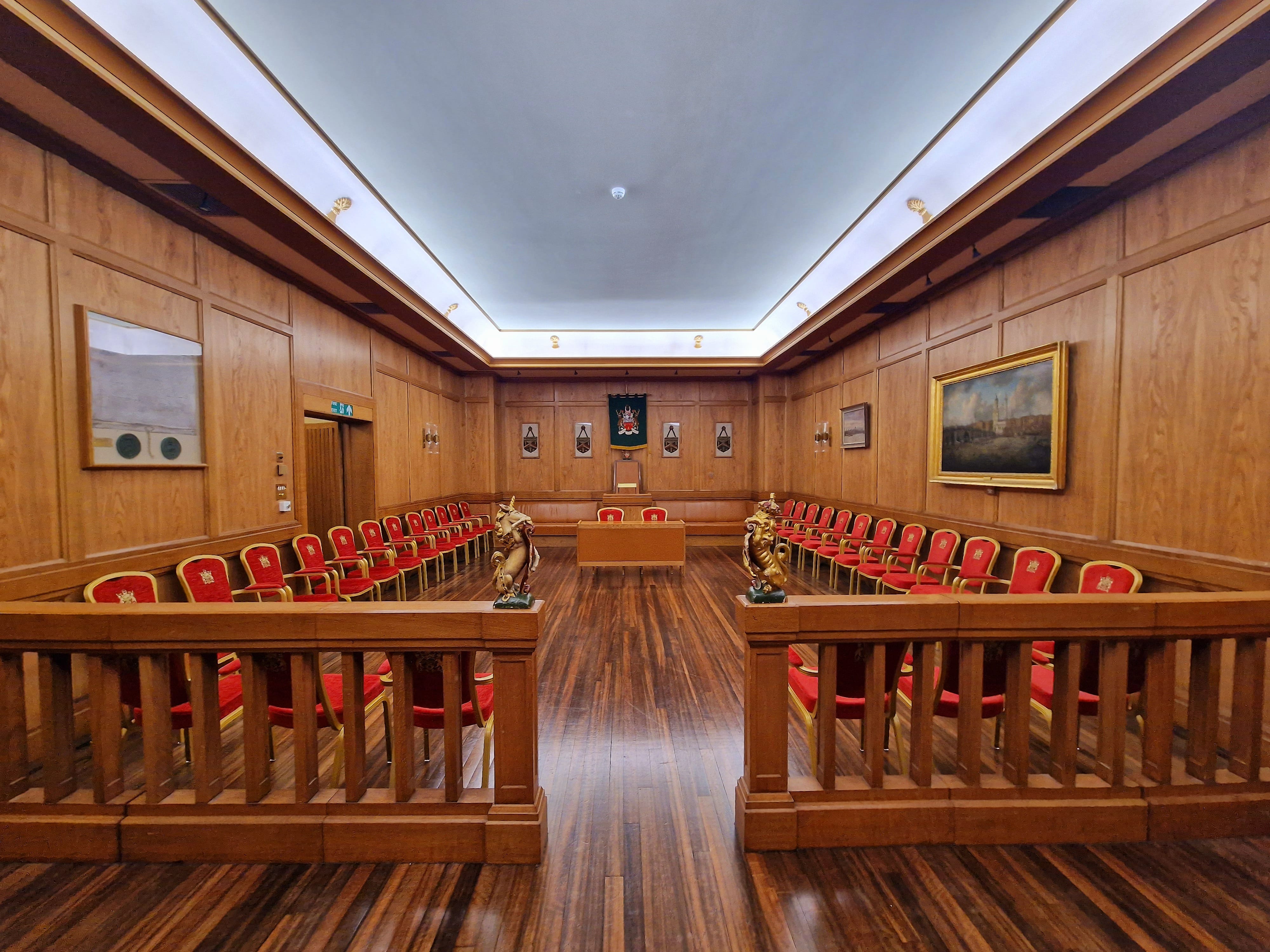 The Court Room 5