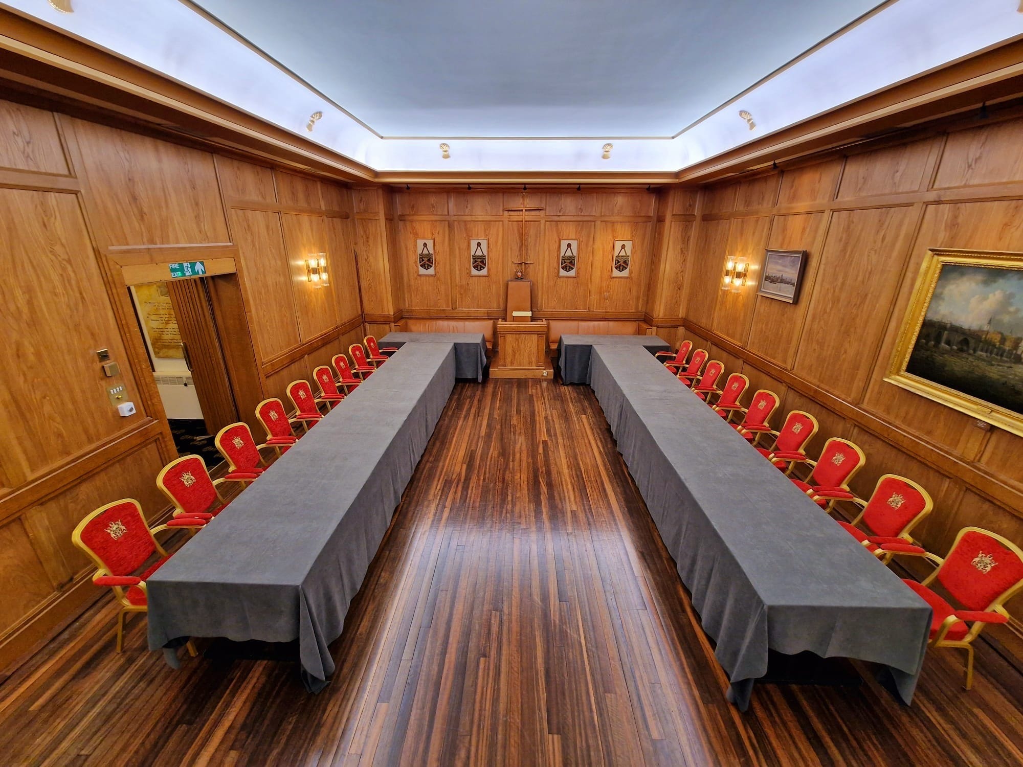 The Court Room 4