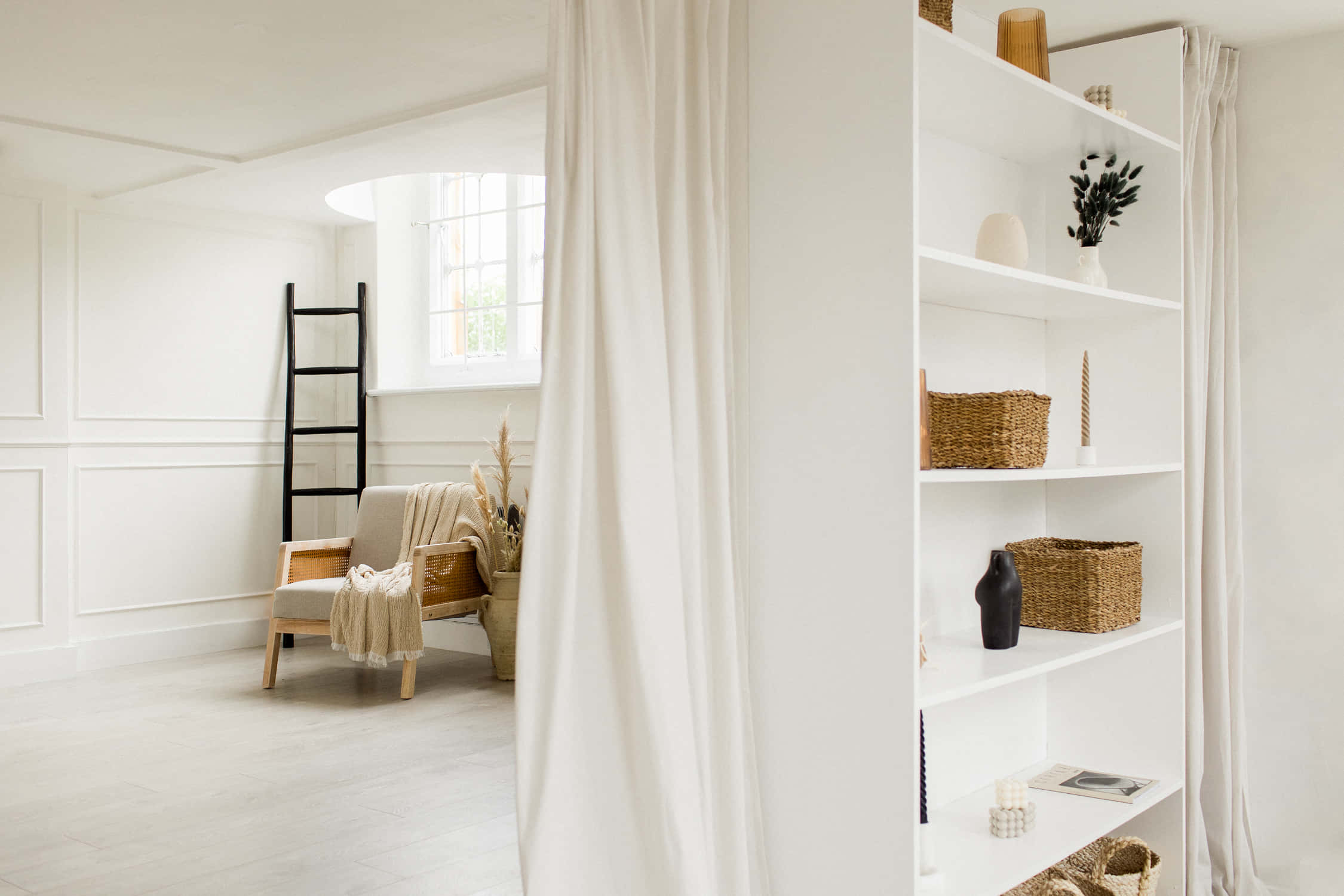 Daylight & Natural Daylight Photo Studio 2