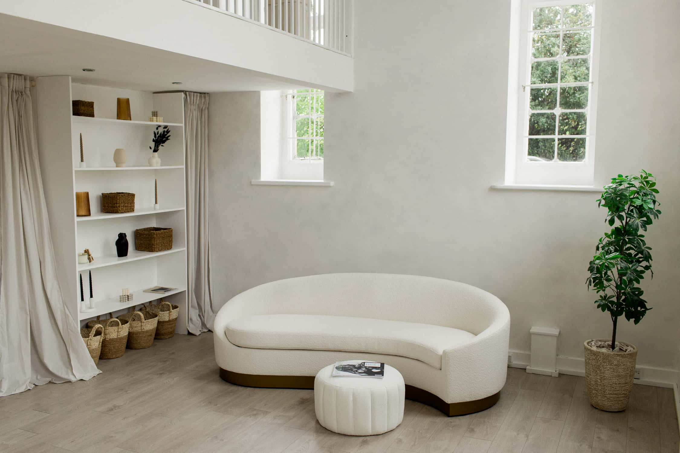 Daylight & Natural Daylight Photo Studio 0